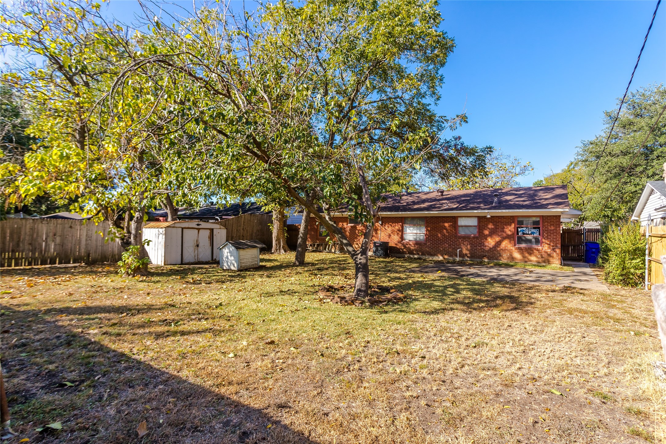 13454 Glenside Drive Farmers Branch TX 75234