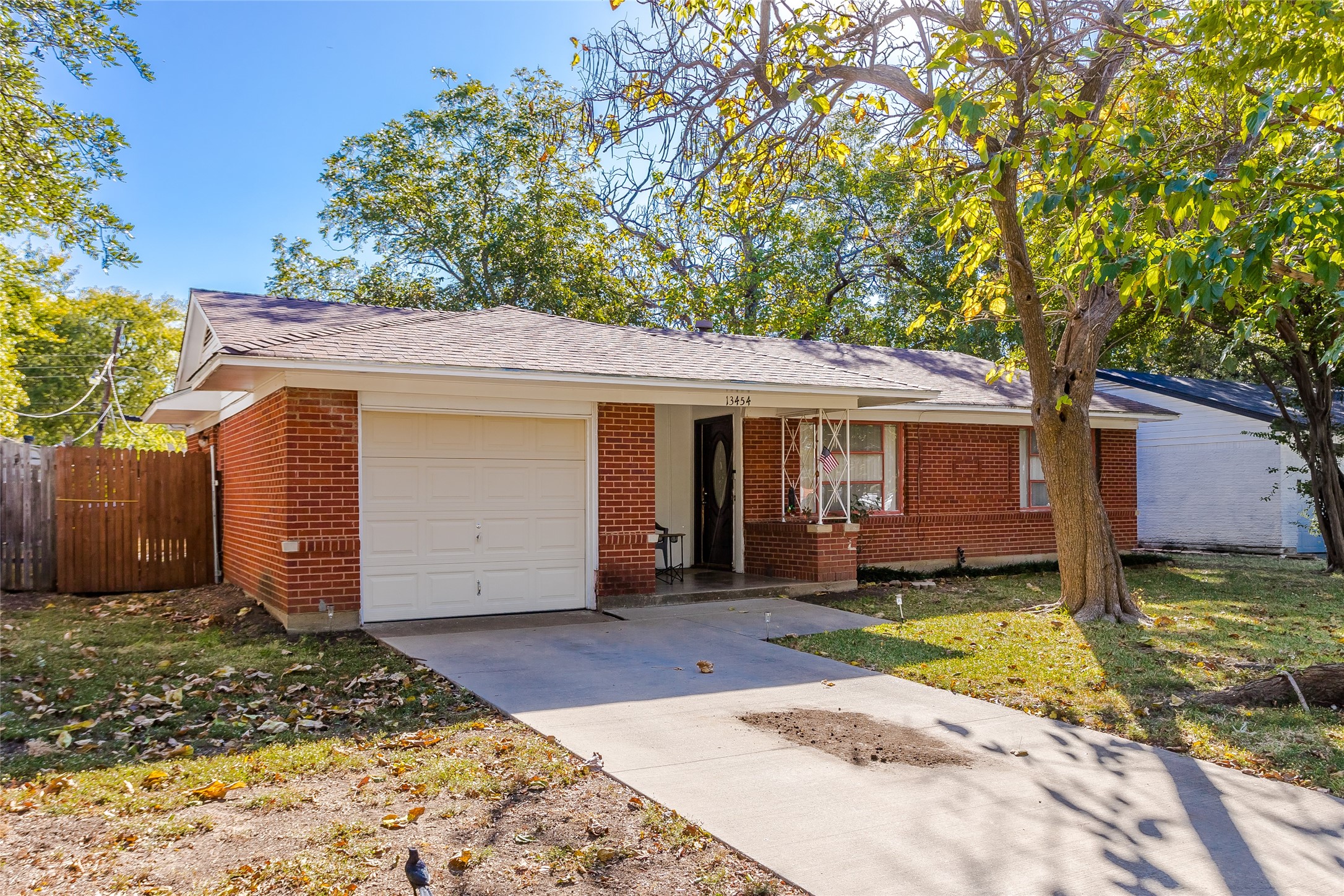 13454 Glenside Drive Farmers Branch TX 75234
