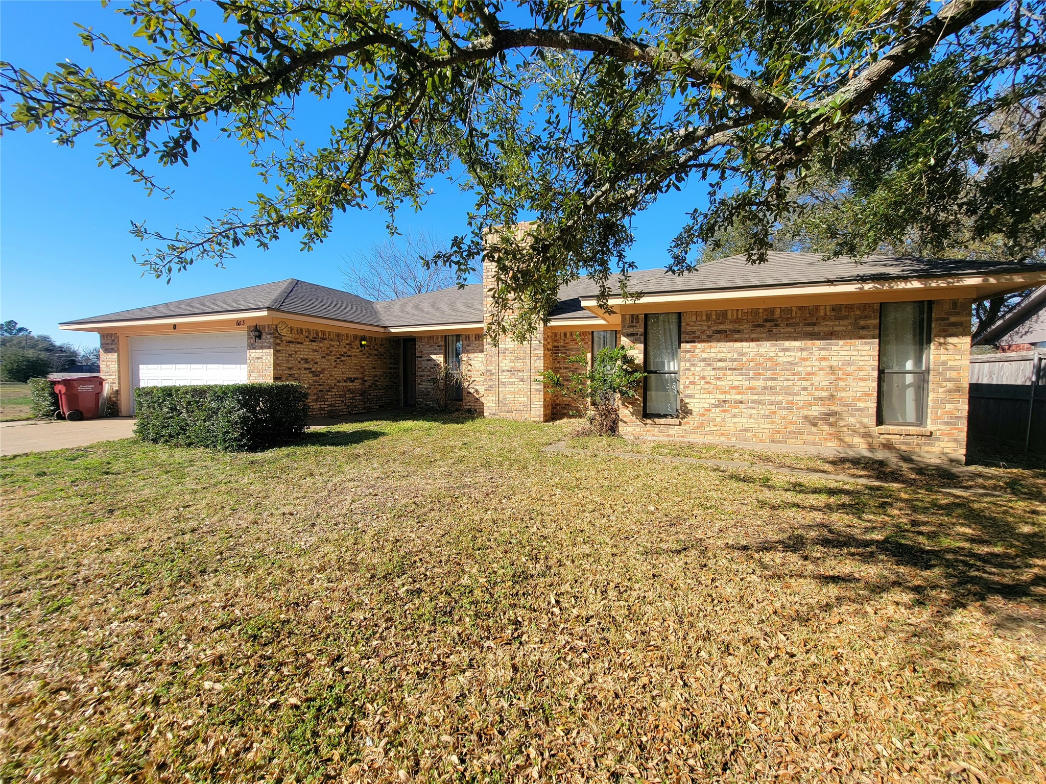 603 W 12th Street Clarksville TX 75426