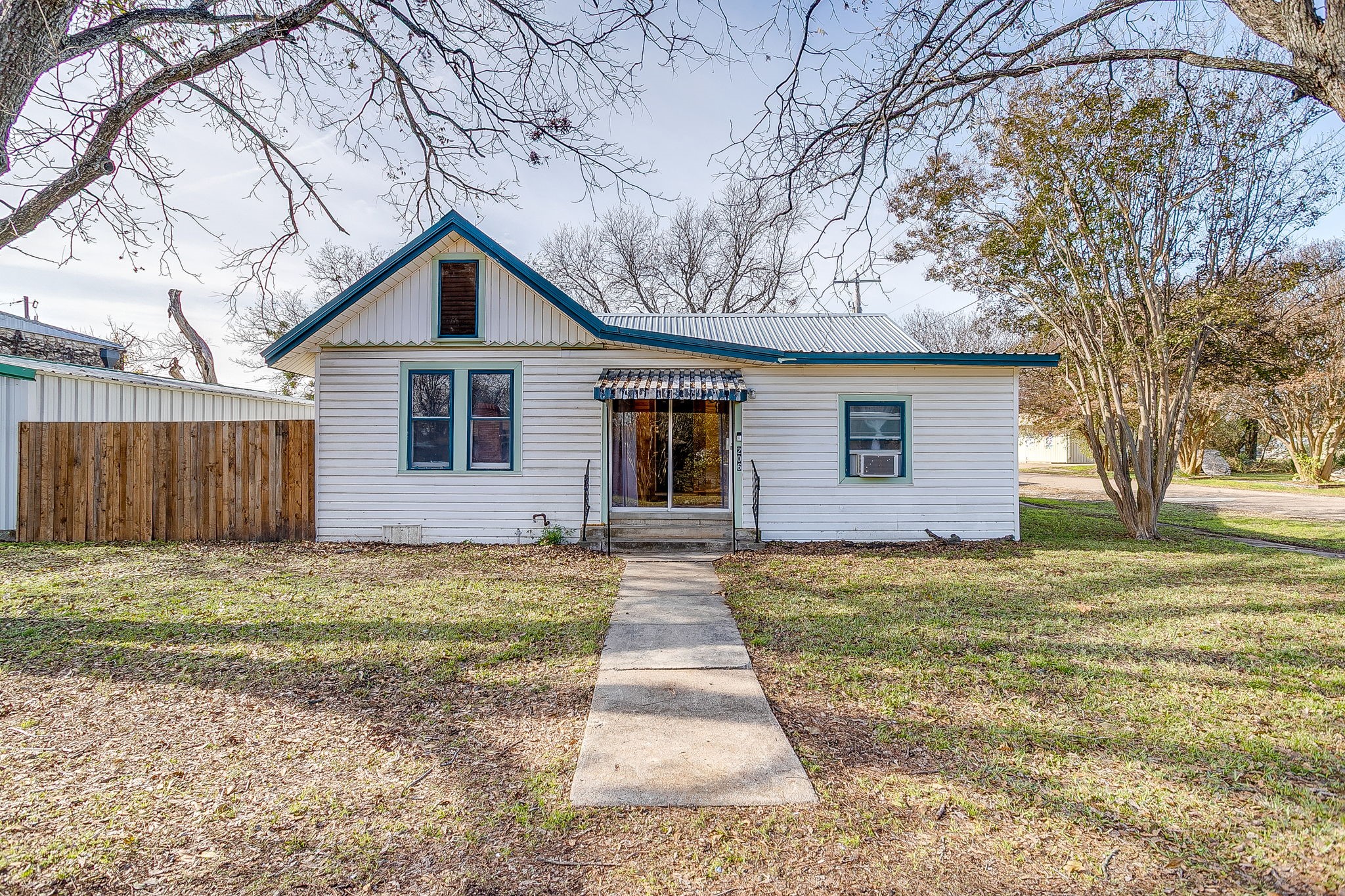 206 Bateman Meridian TX 76665
