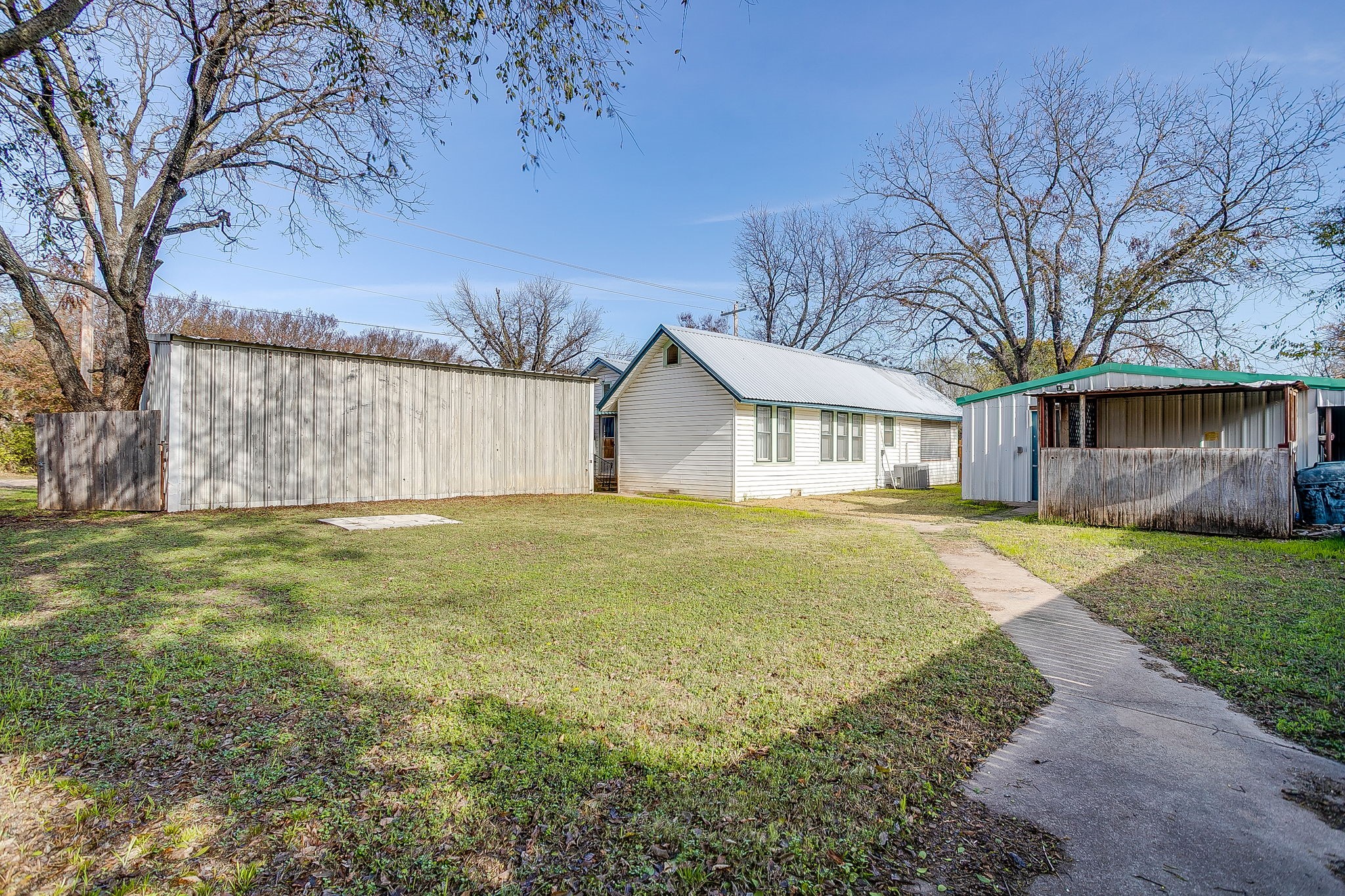 206 Bateman Meridian TX 76665