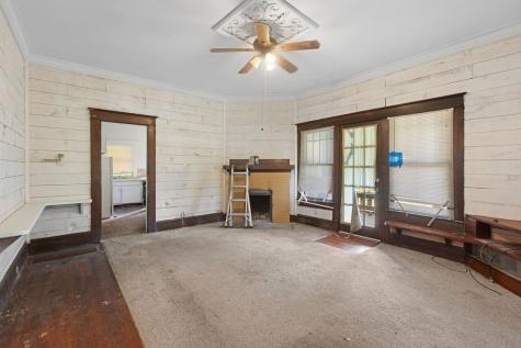 903 4th Street SW Paris TX 75460