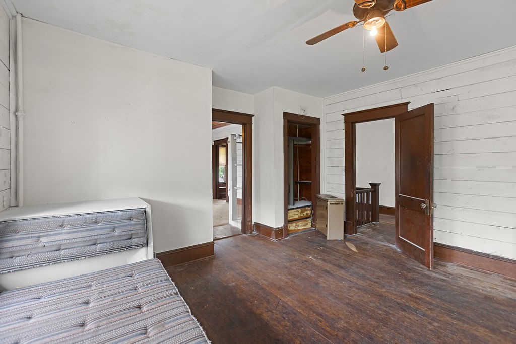 903 4th Street SW Paris TX 75460