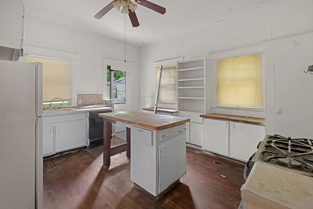 903 4th Street SW Paris TX 75460