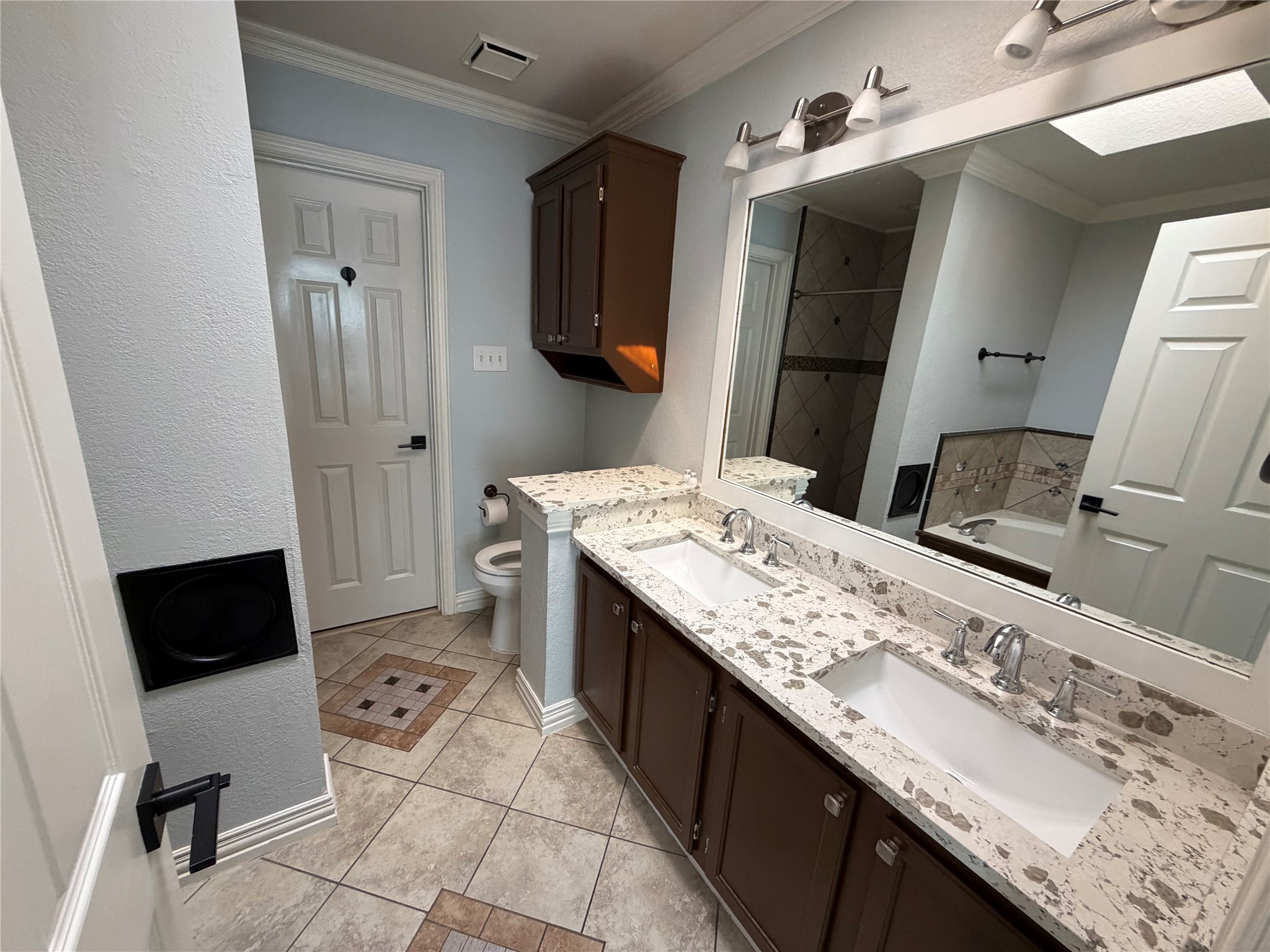 4216 Phoenix Drive Carrollton TX 75010