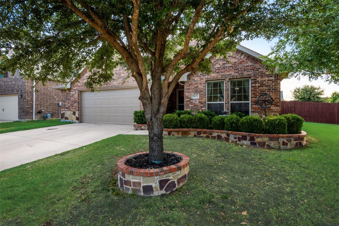 8633 Running River Lane Fort Worth TX 76131