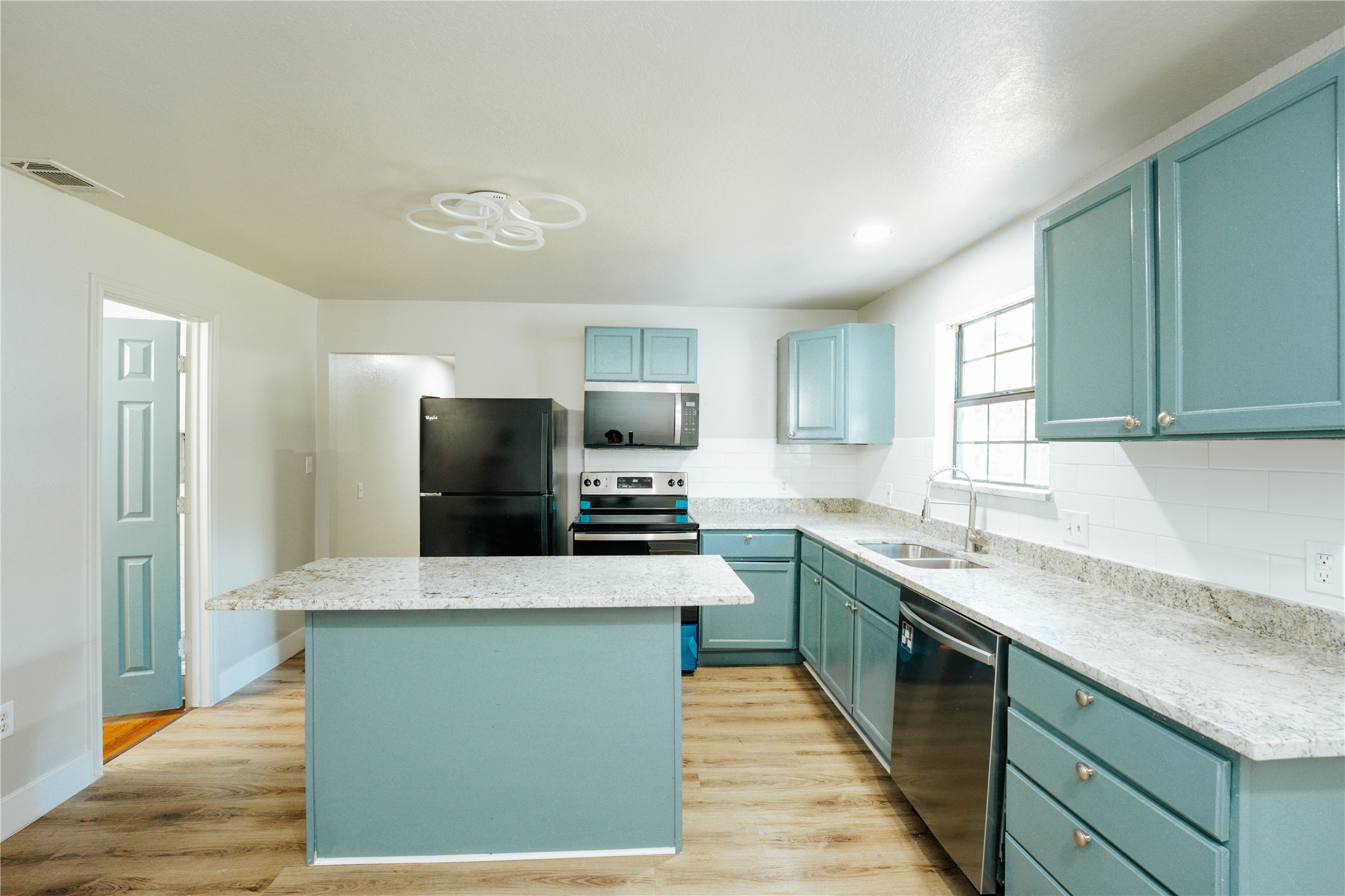 4514 Erath Street Fort Worth TX 76119