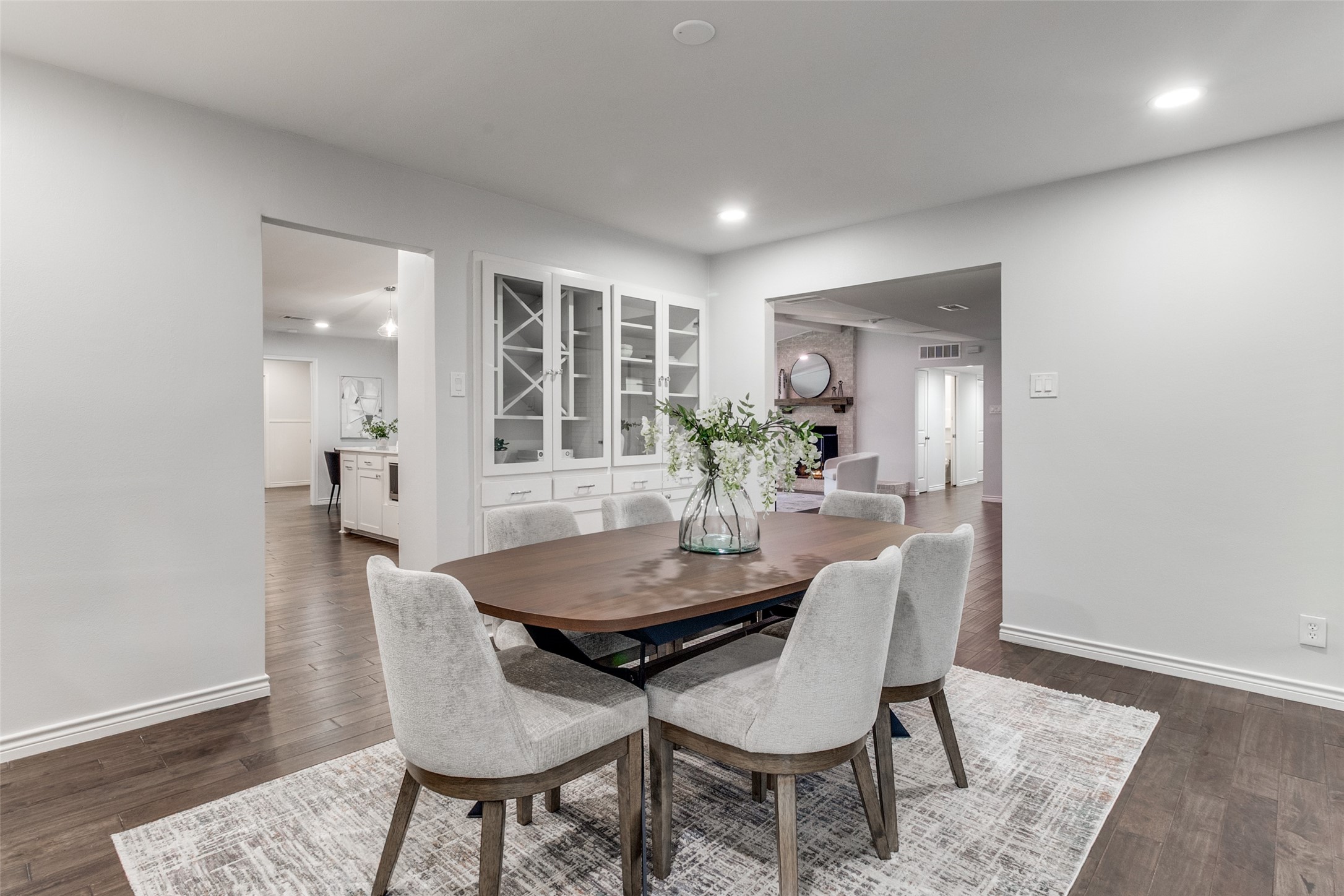 8331 San Cristobal Drive Dallas TX 75218