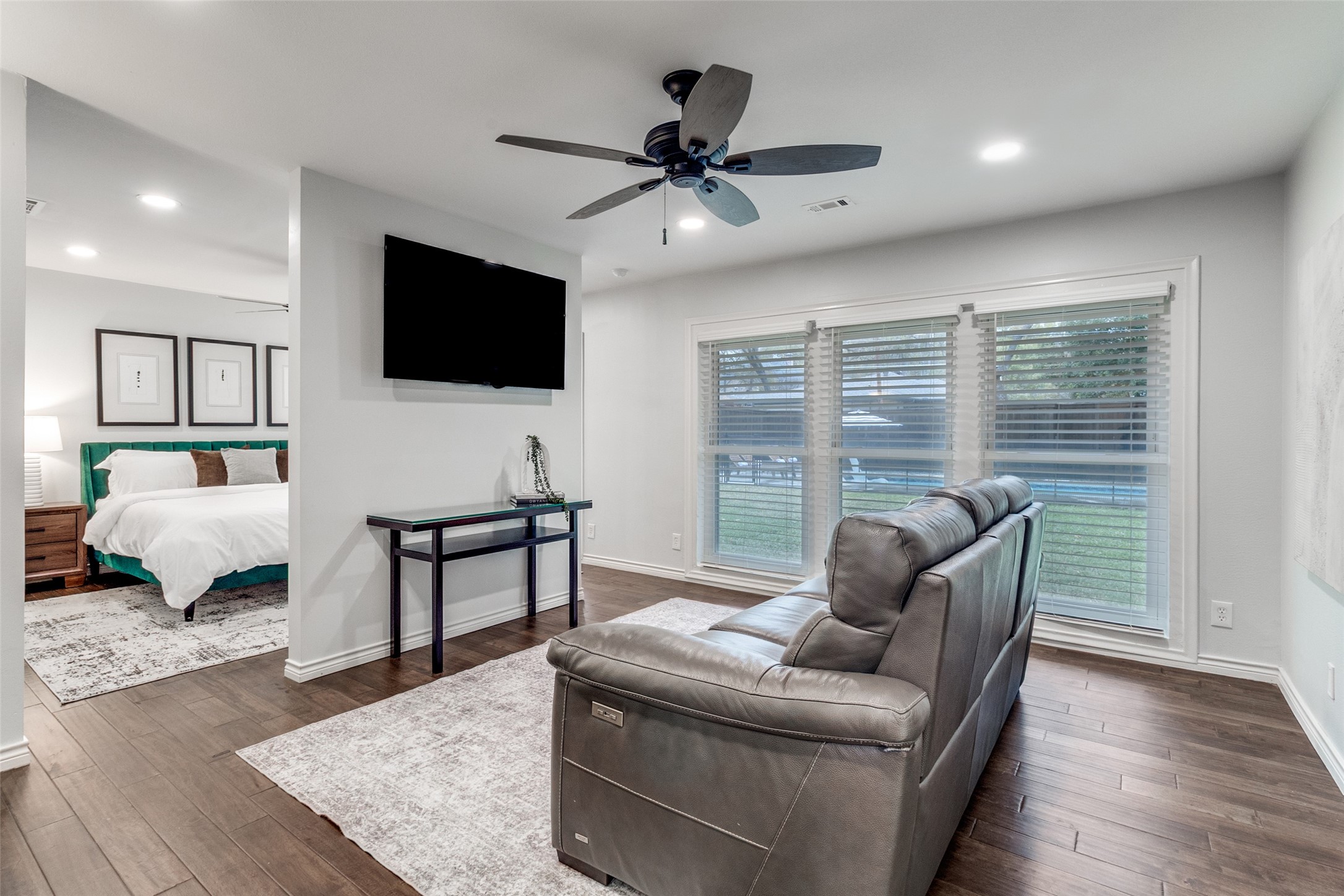 8331 San Cristobal Drive Dallas TX 75218