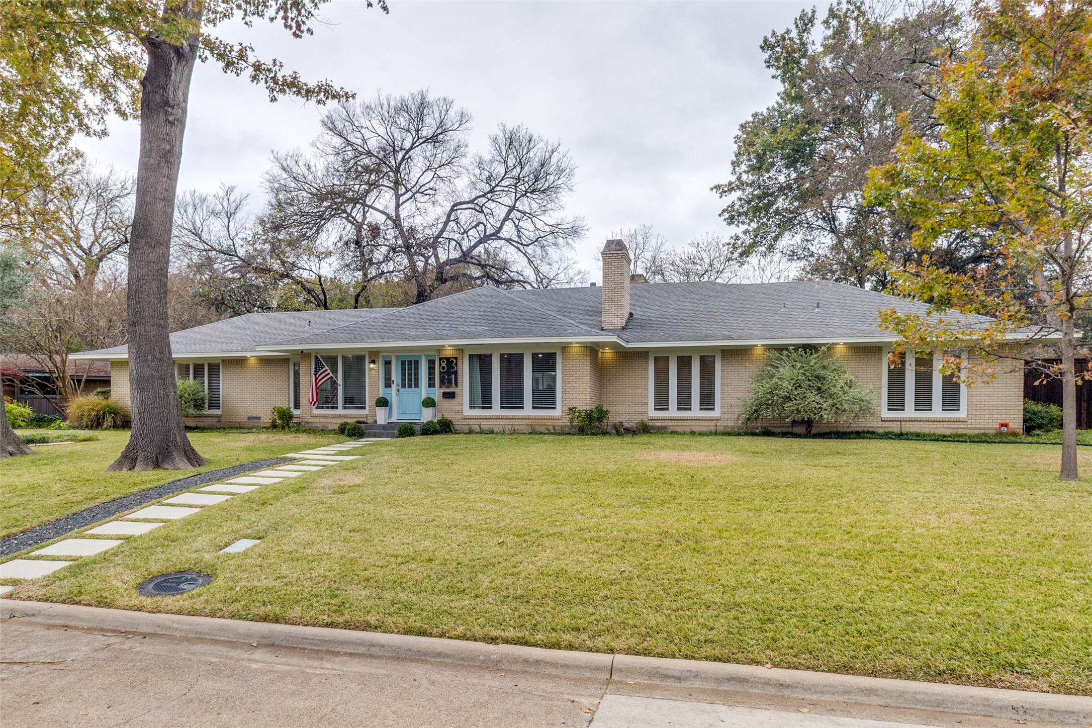 8331 San Cristobal Drive Dallas TX 75218