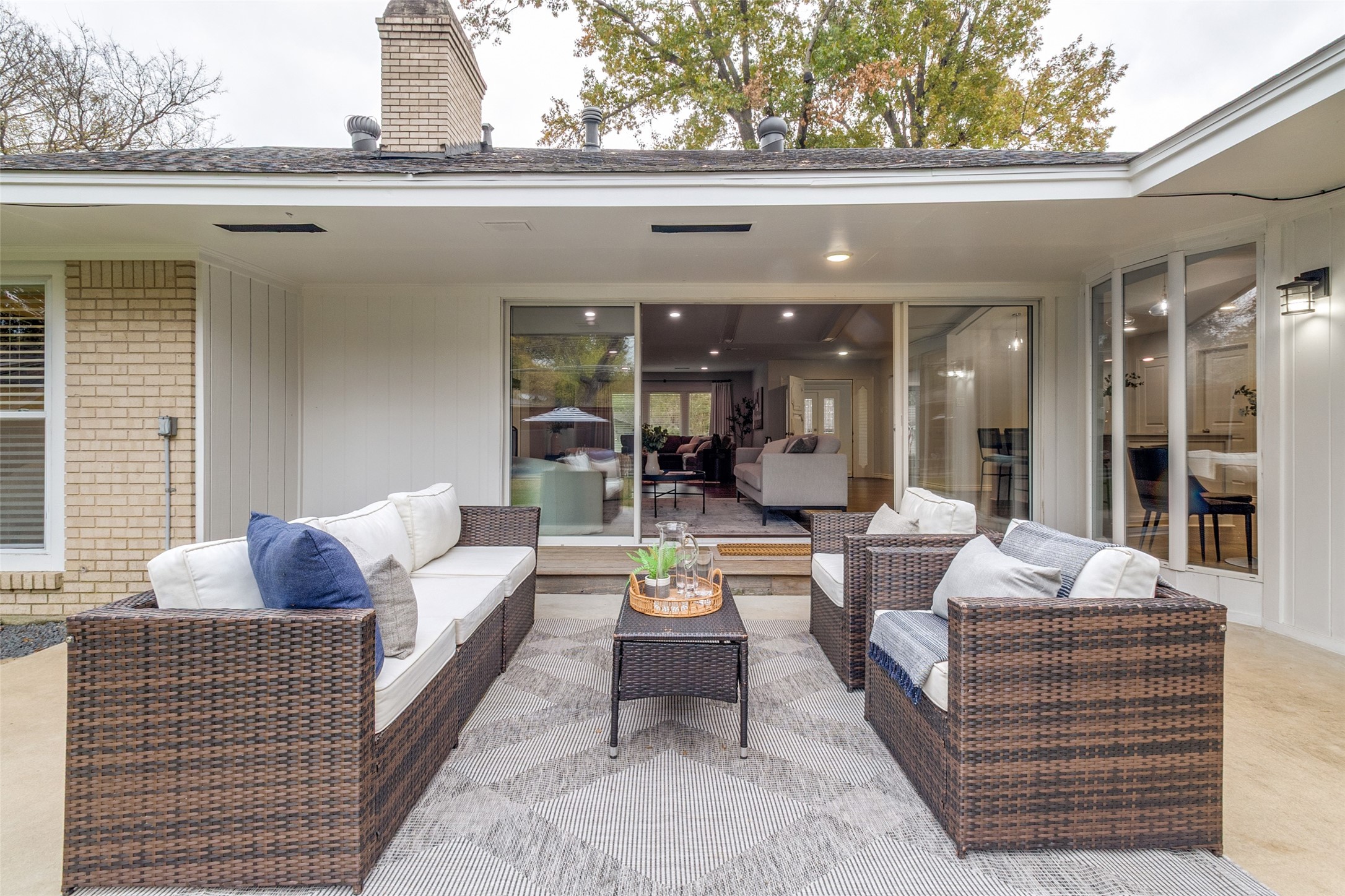 8331 San Cristobal Drive Dallas TX 75218