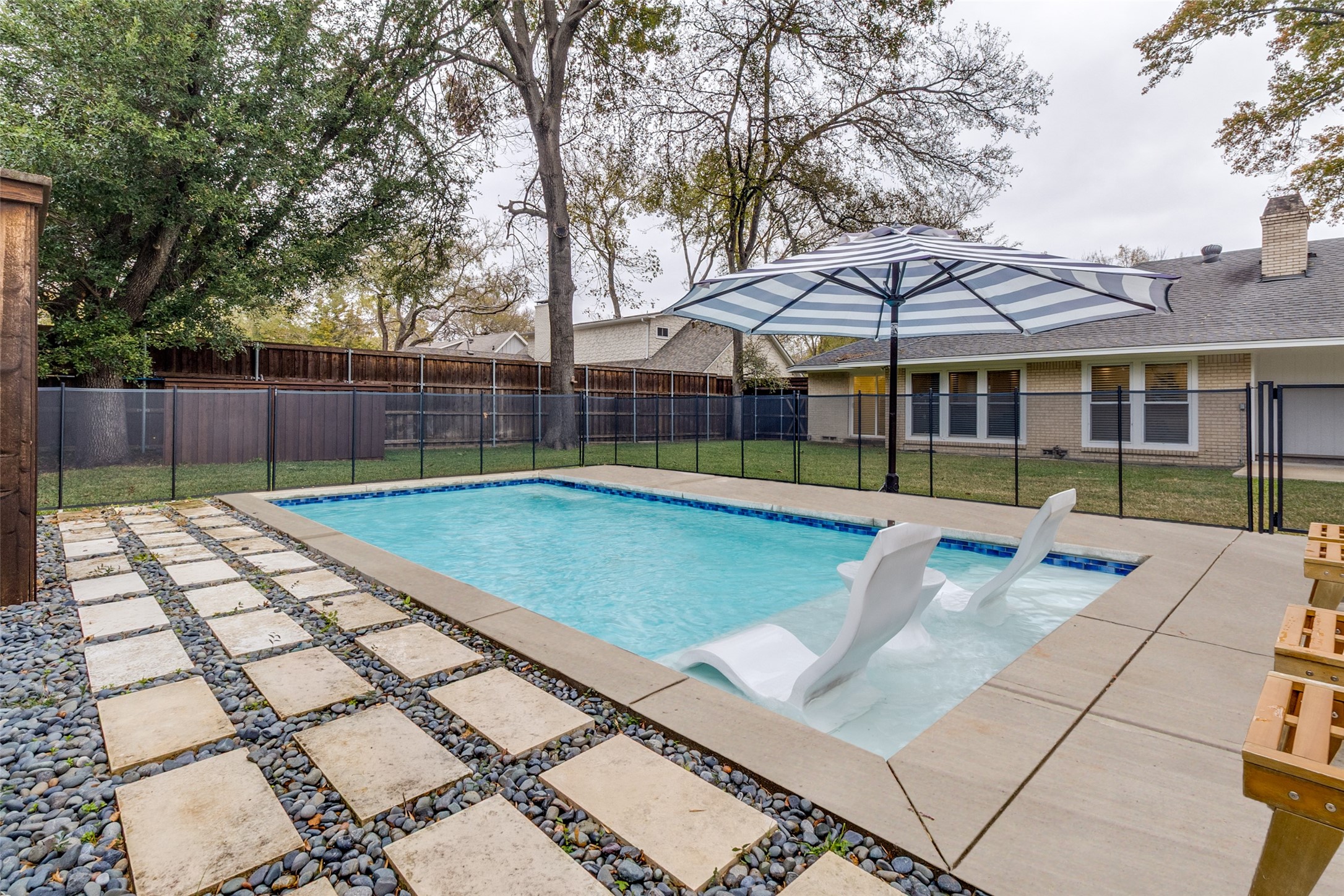 8331 San Cristobal Drive Dallas TX 75218
