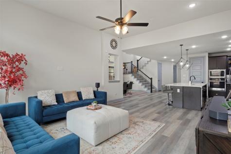 1913 Braided Mane Avenue Aubrey TX 76227