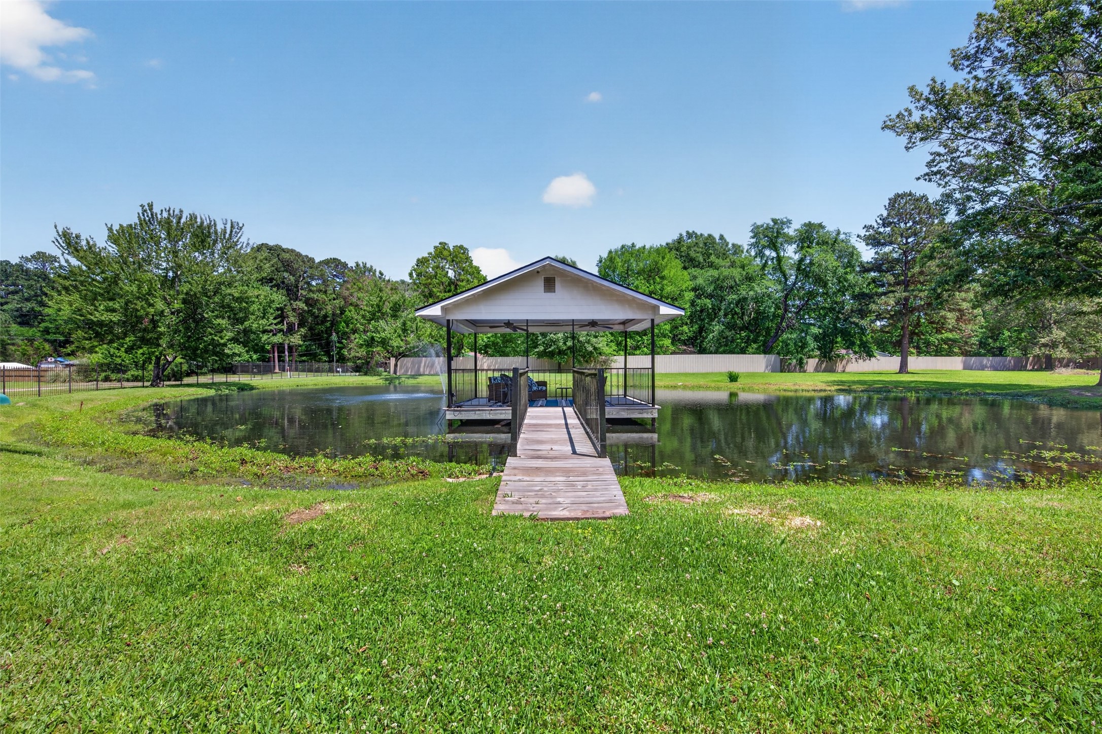1411 Holly Street S Waskom TX 75692