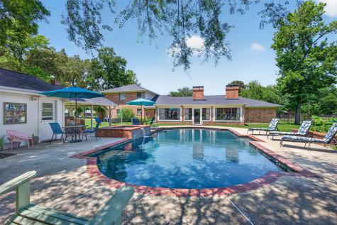 1411 Holly Street S Waskom TX 75692