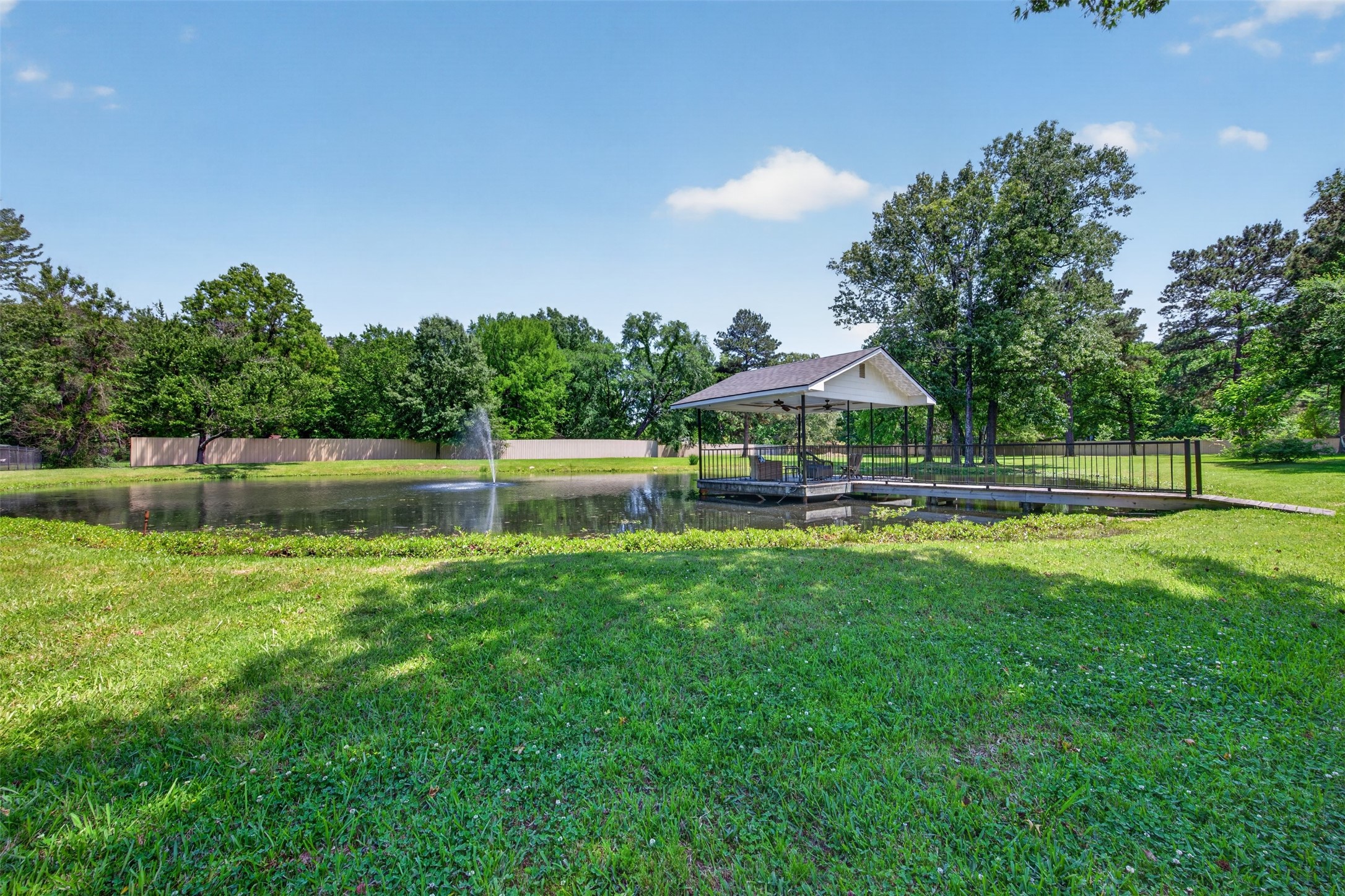 1411 Holly Street S Waskom TX 75692