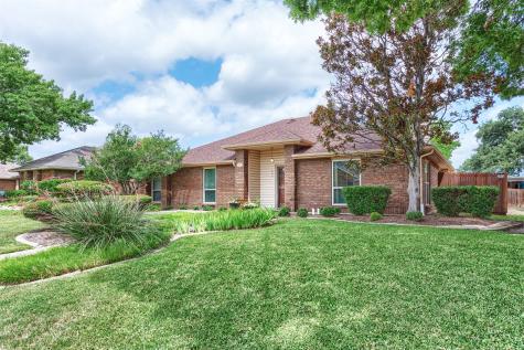 617 Aldenwood Street Allen TX 75002