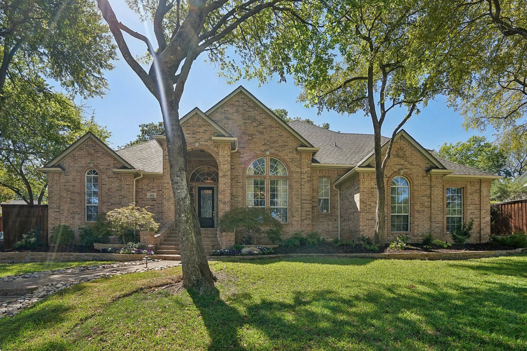 2821 Kingswood Drive Grapevine TX 76051