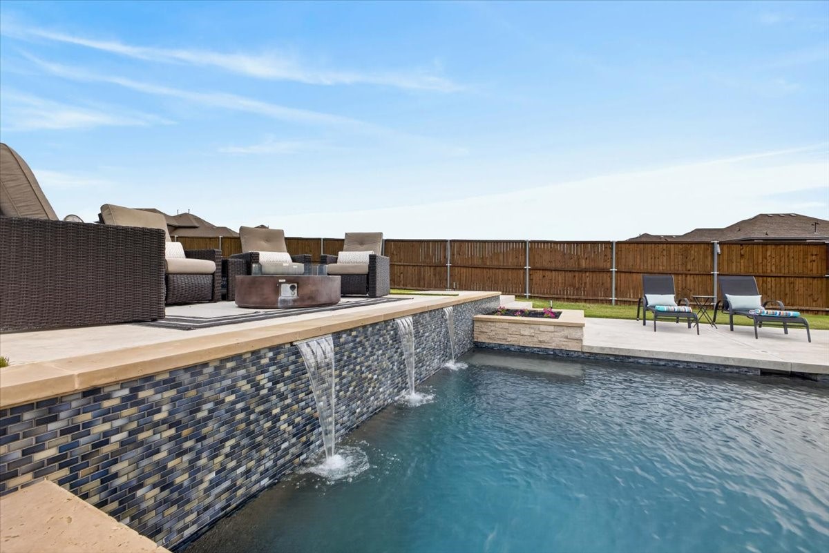 11900 Tanager Lane Cross Roads TX 76227