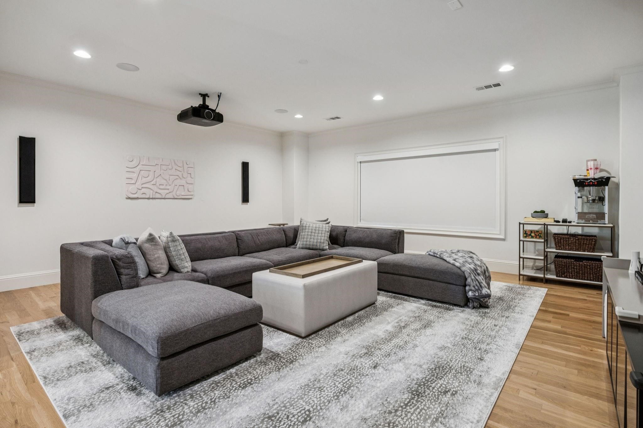 6815 Stichter Avenue Dallas TX 75230