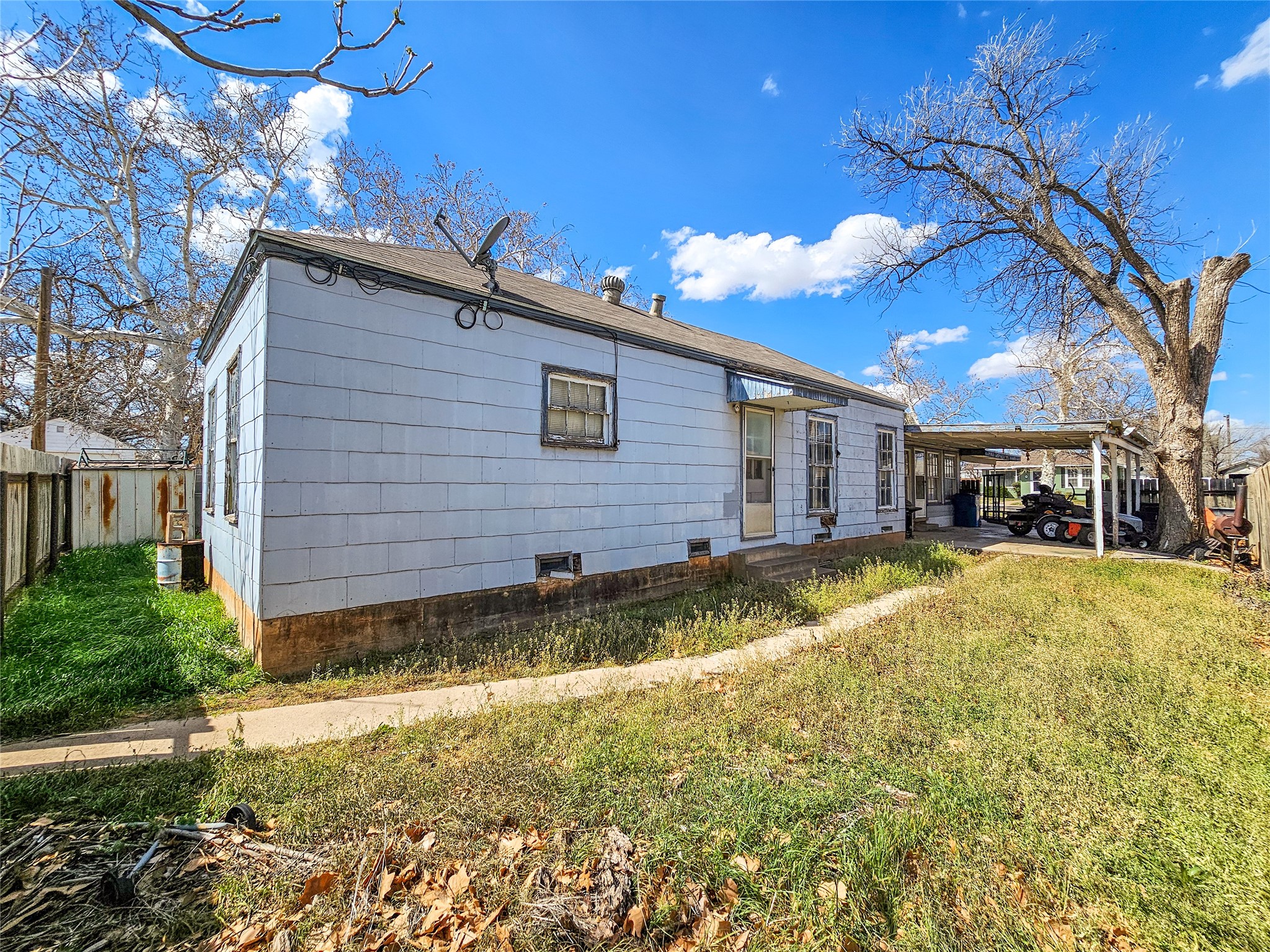 1200 E Twelfth Street Sweetwater TX 79556