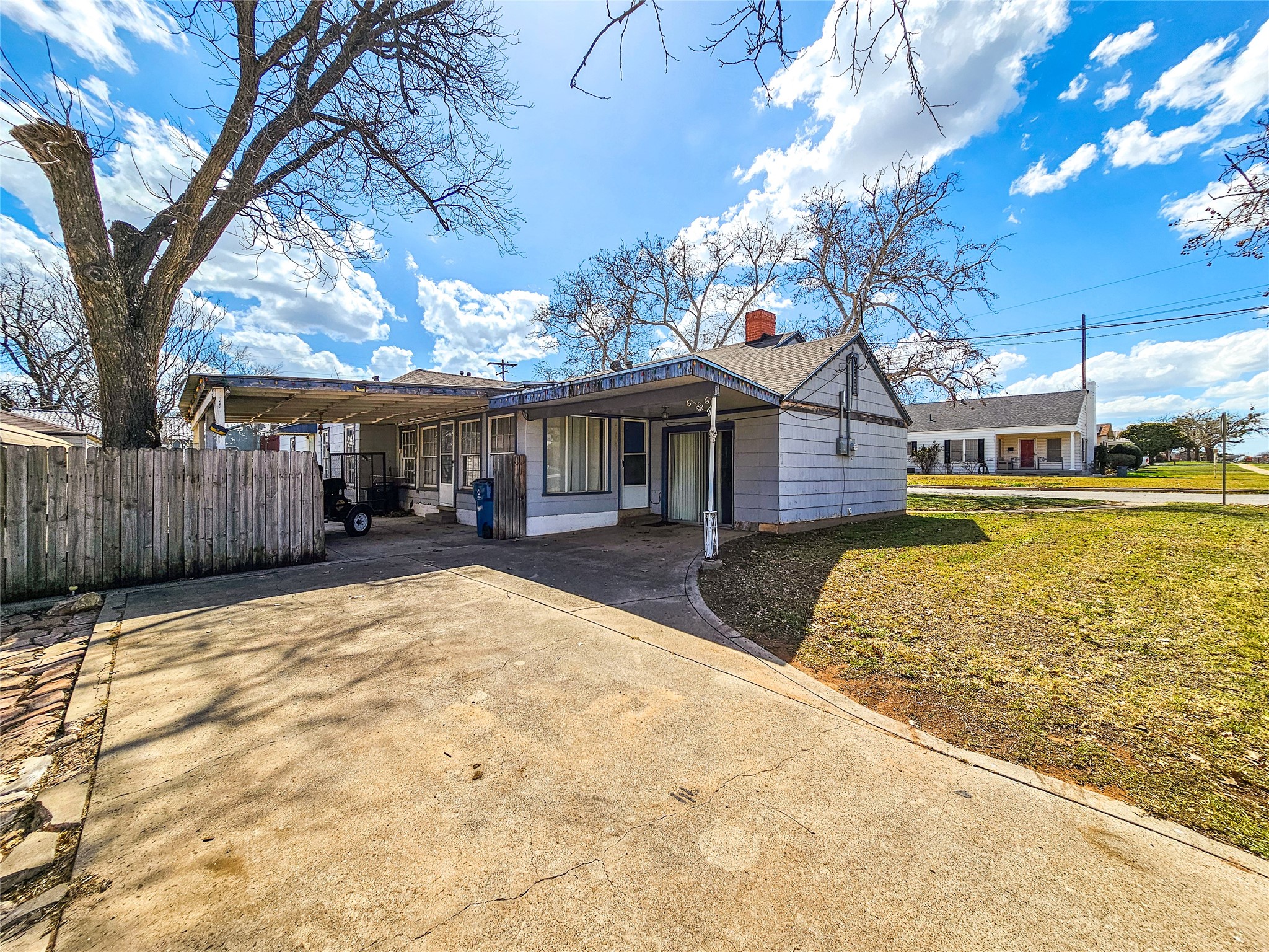 1200 E Twelfth Street Sweetwater TX 79556