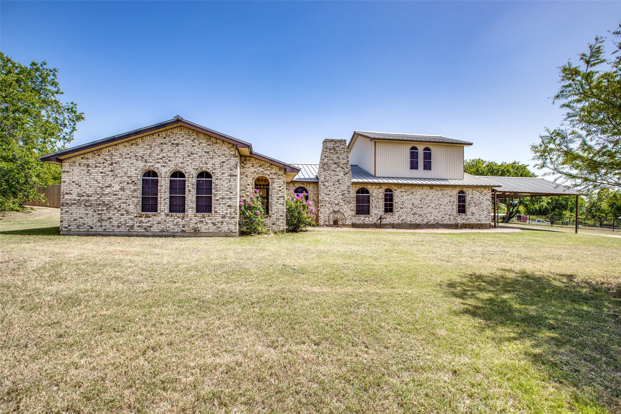 805 Quail Run Street Crowley TX 76036