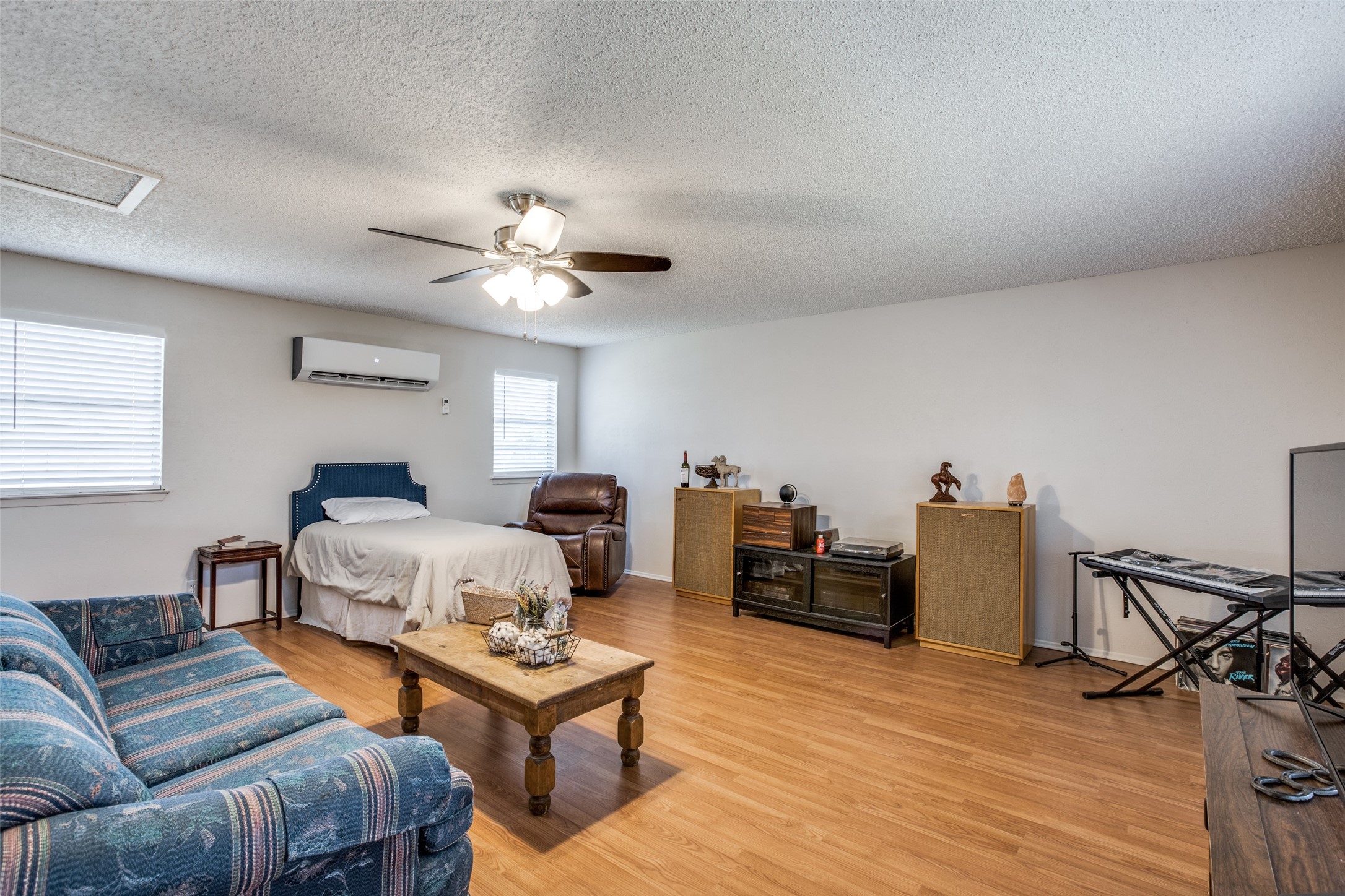 805 Quail Run Street Crowley TX 76036