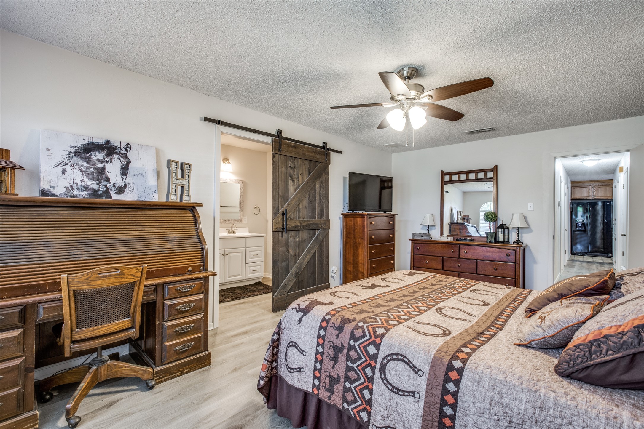 805 Quail Run Street Crowley TX 76036