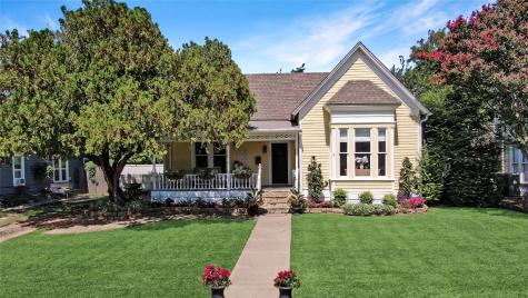 704 Parker Street Mckinney TX 75069