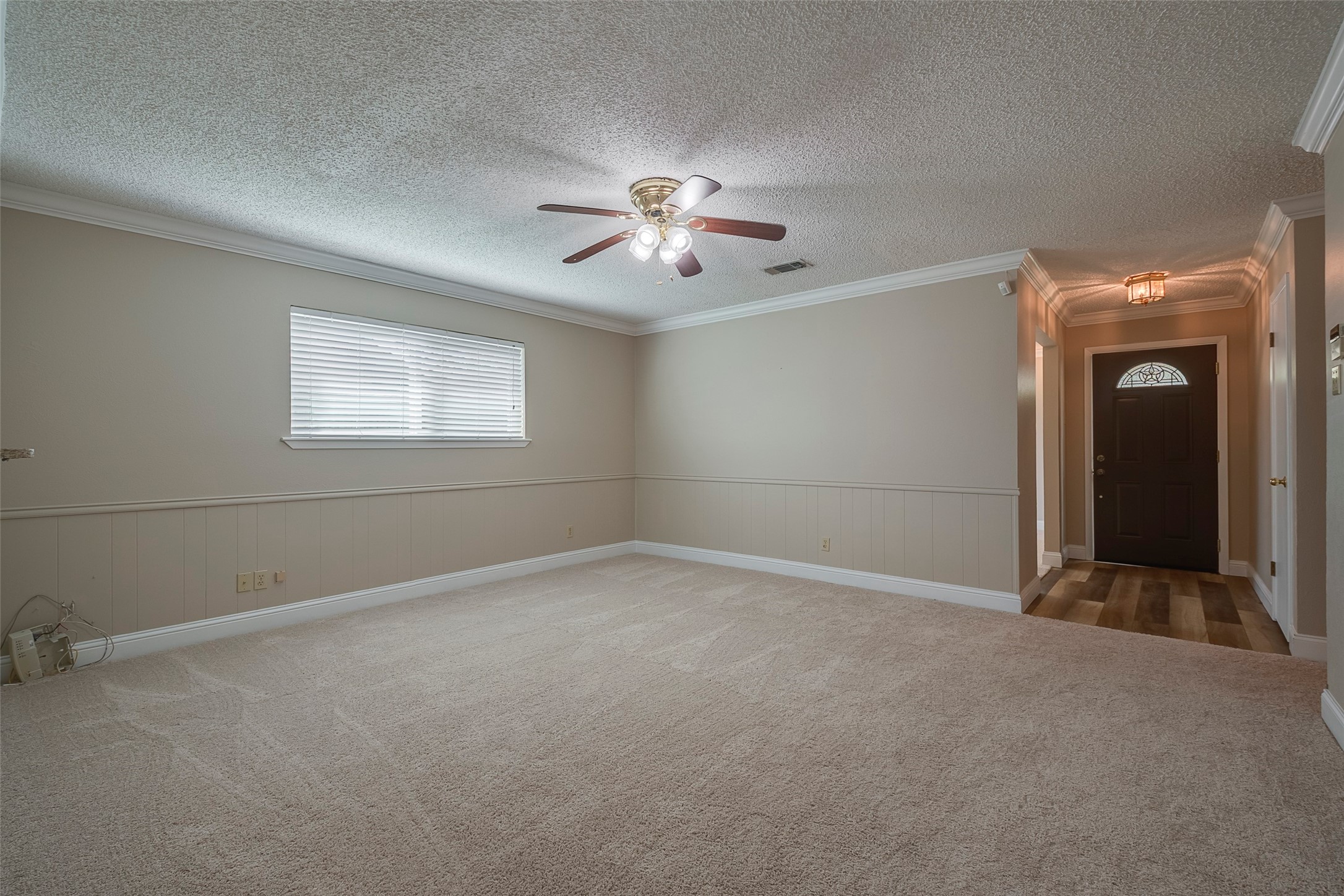 818 Westbrook Drive Irving TX 75060