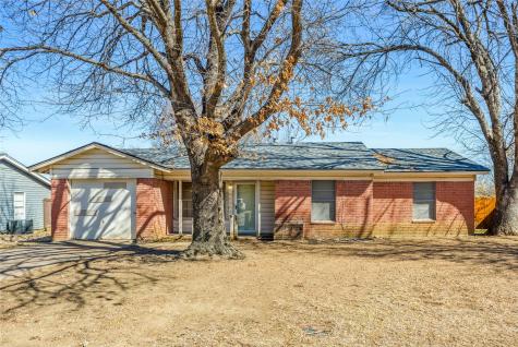 409 Hillcrest Street Mansfield TX 76063