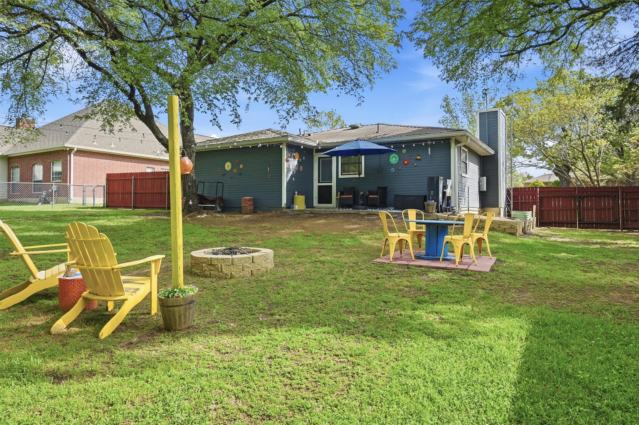 108 San Chez Drive Lake Kiowa TX 76240