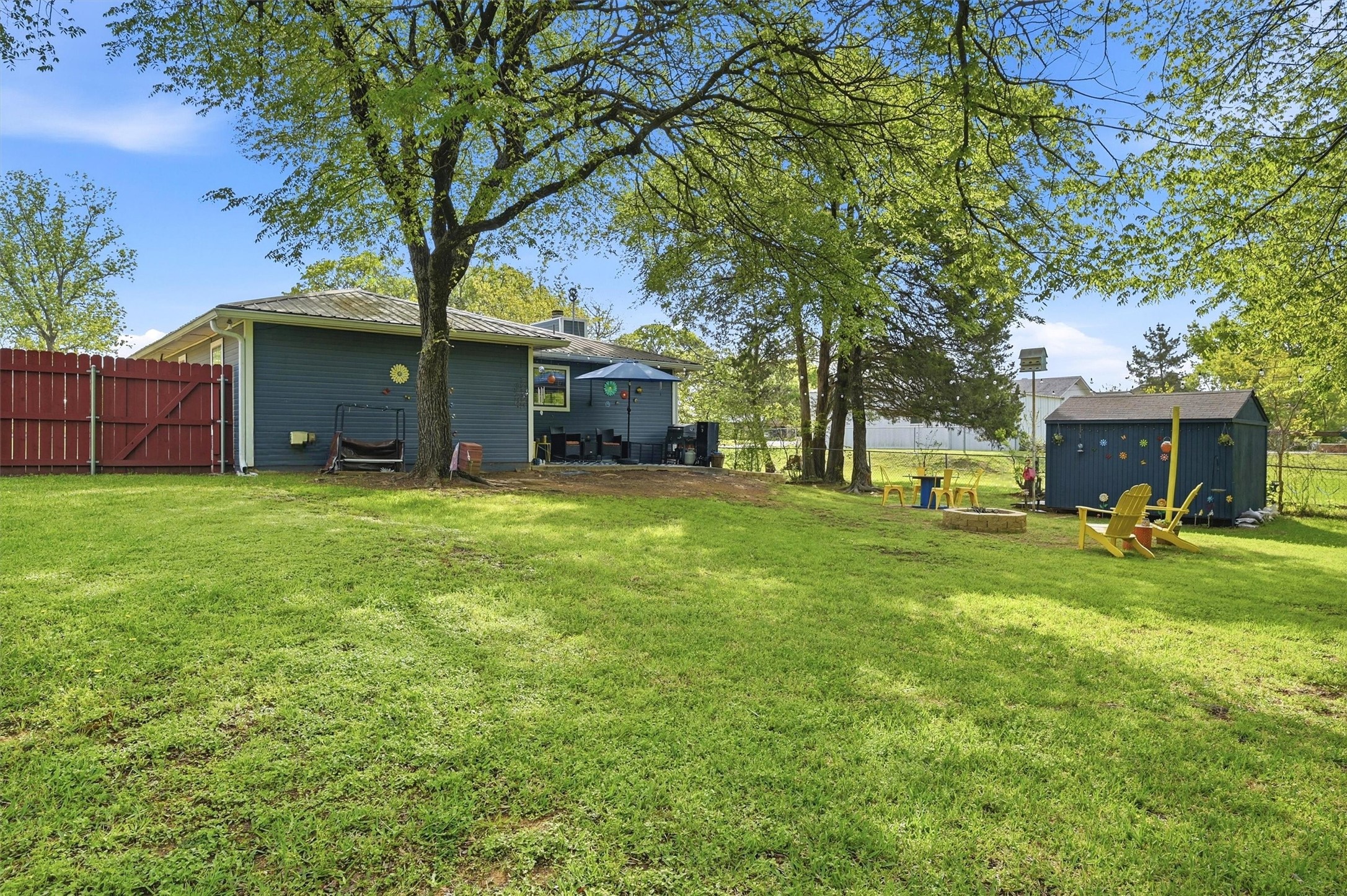 108 San Chez Drive Lake Kiowa TX 76240