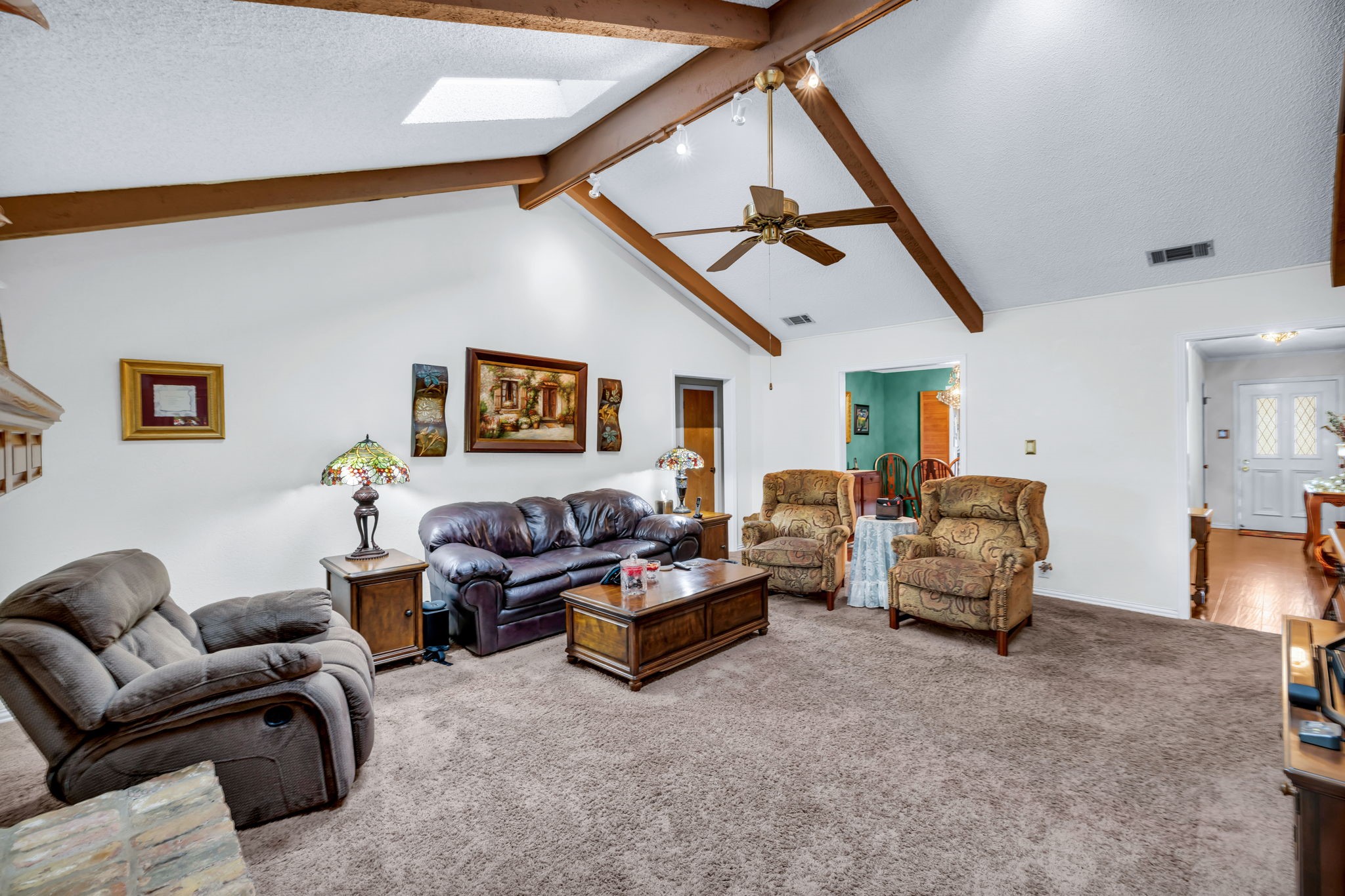 1823 Ridgebrook Drive Arlington TX 76015