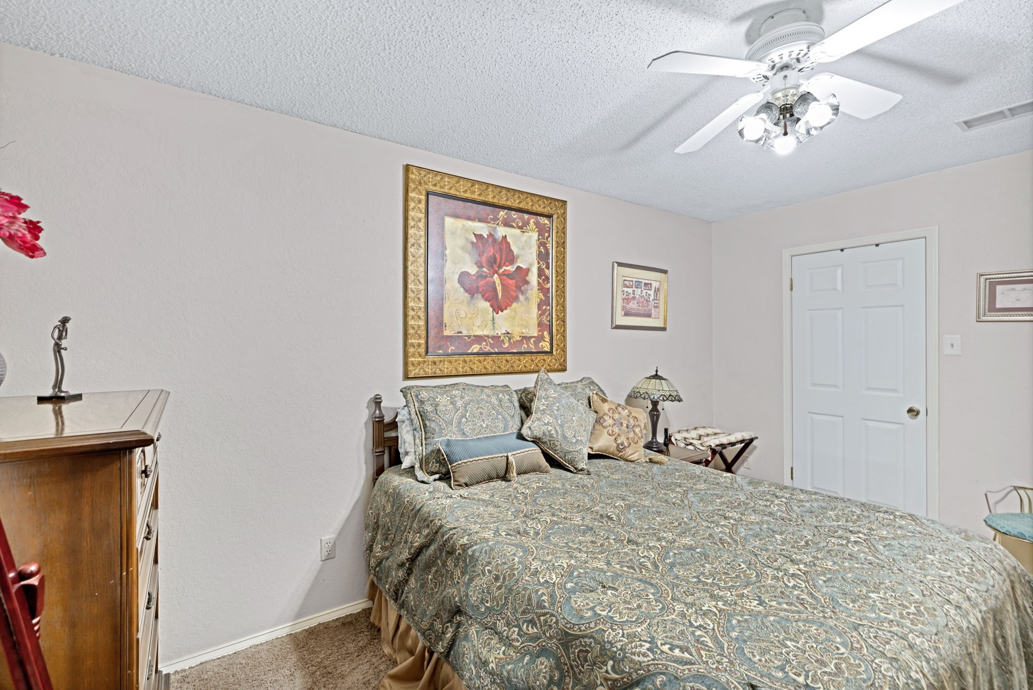 1823 Ridgebrook Drive Arlington TX 76015
