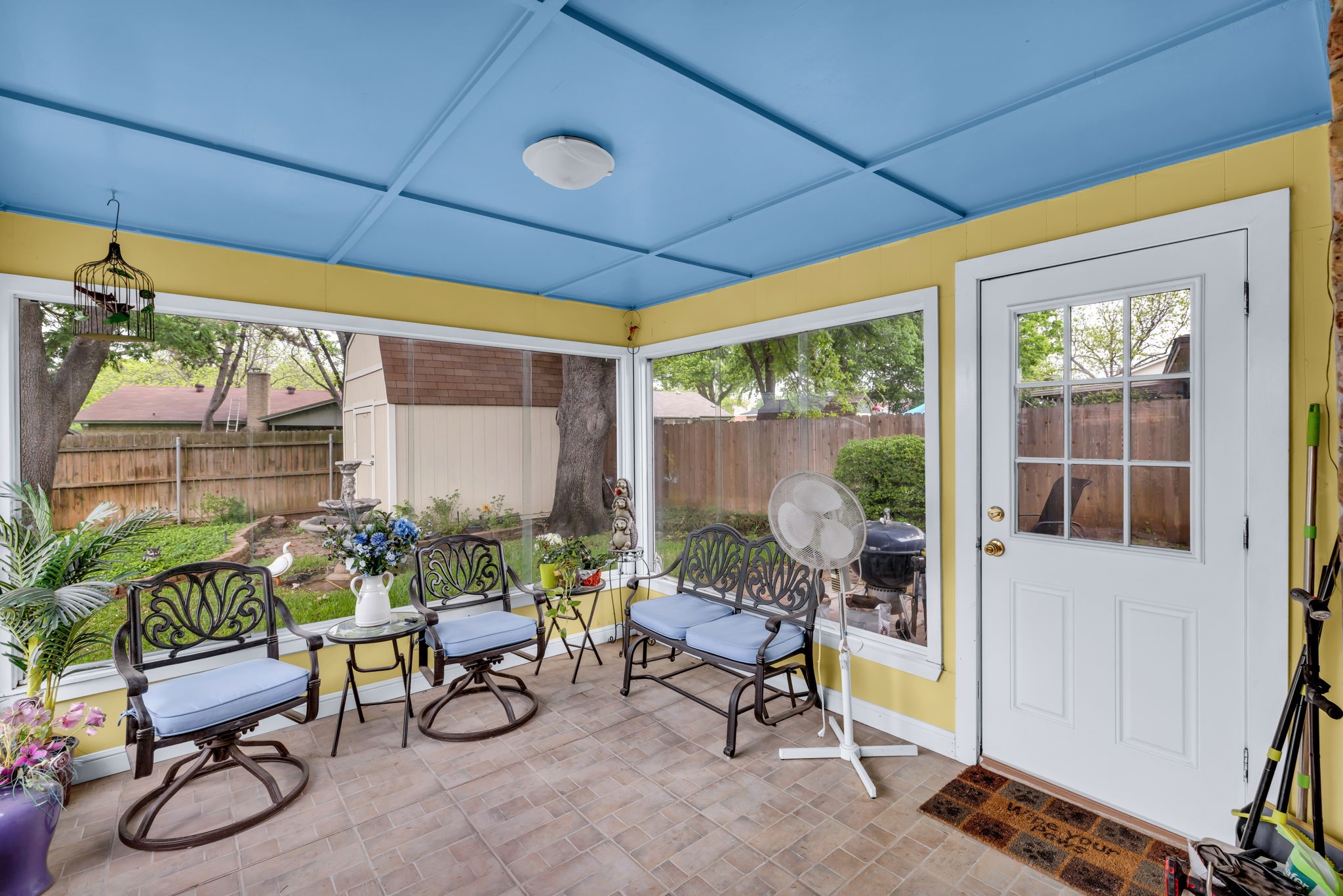 1823 Ridgebrook Drive Arlington TX 76015