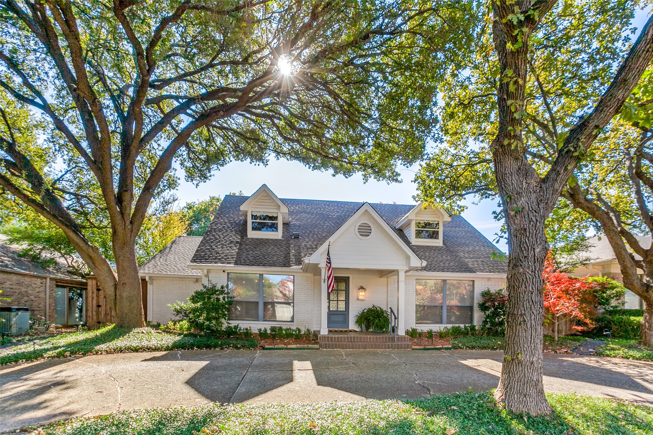 6922 Deloache Avenue Dallas TX 75225
