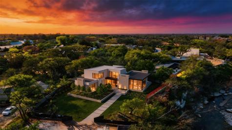 4811 Bluffview Boulevard Dallas TX 75209