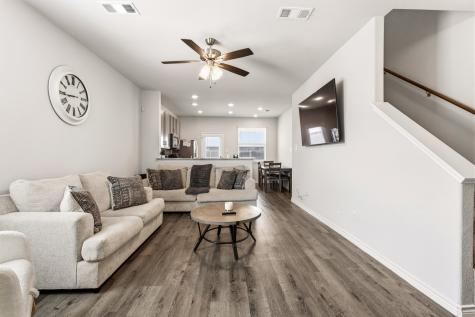1329 Wentwood Drive Desoto TX 75115
