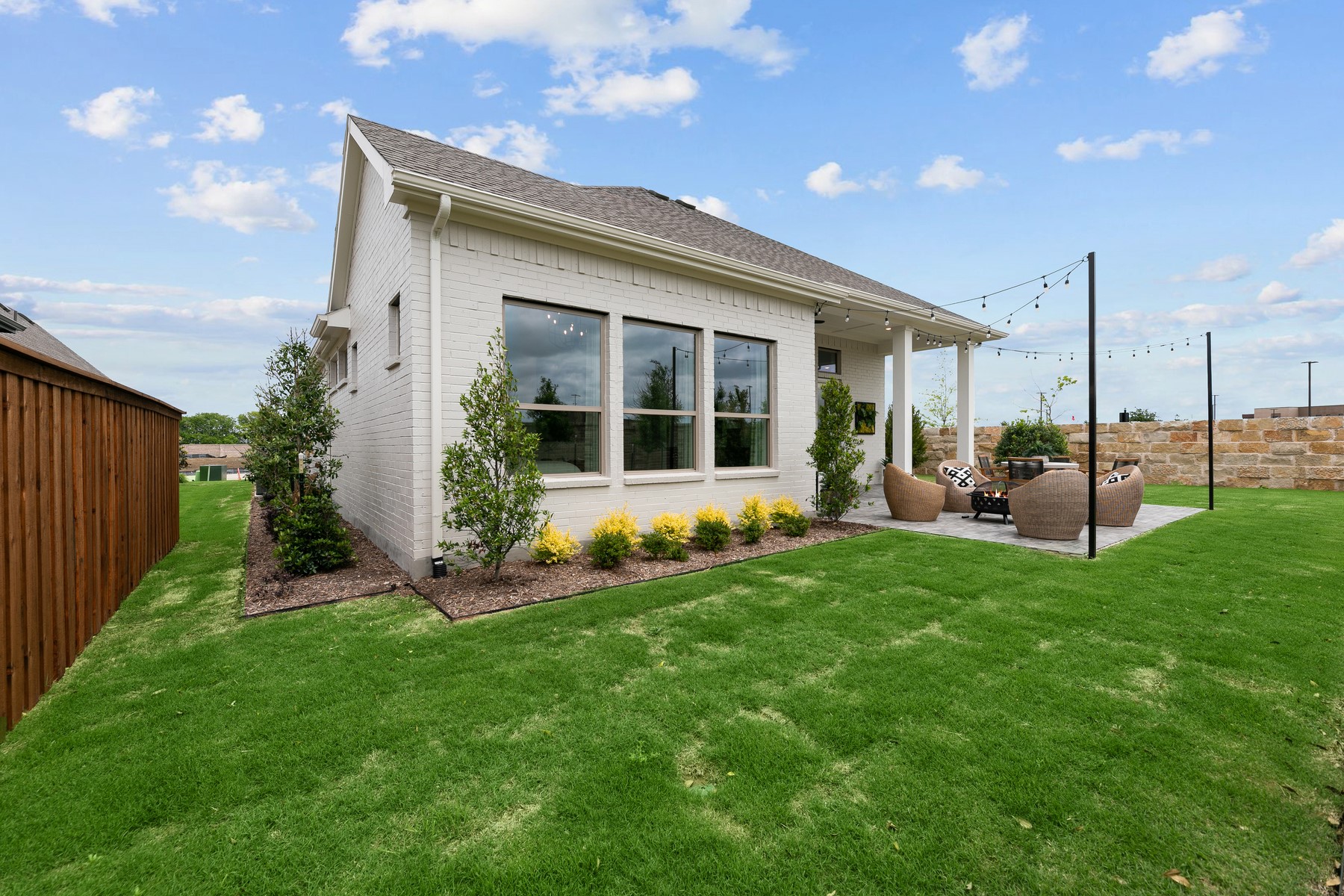611 Long Trail Mansfield TX 76063