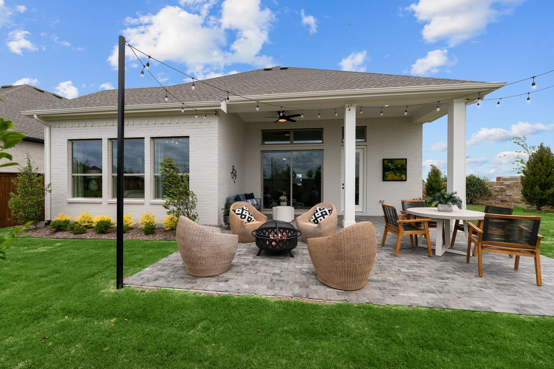 611 Long Trail Mansfield TX 76063