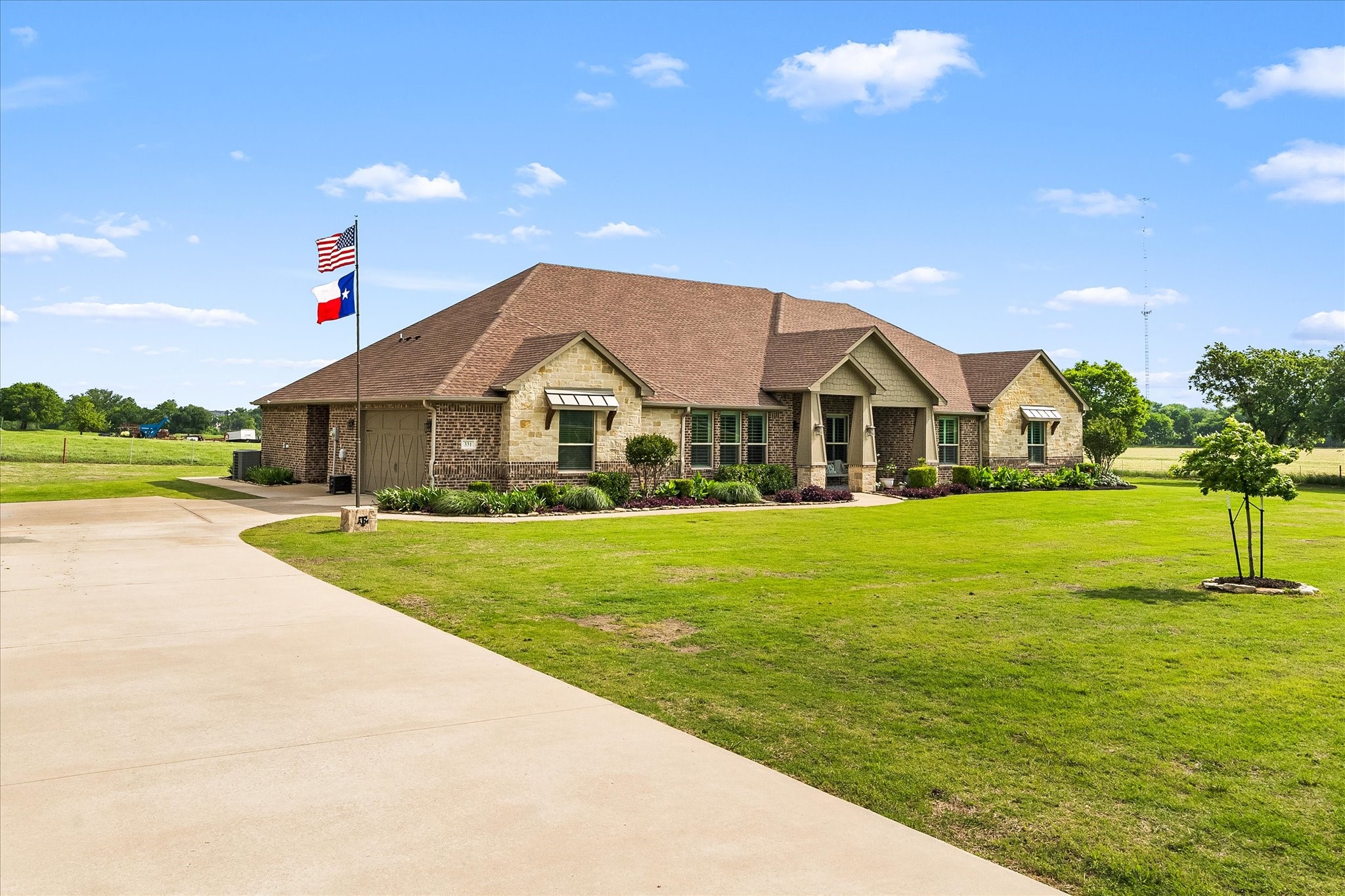 331 Mcclendon Road Lavon TX 75166