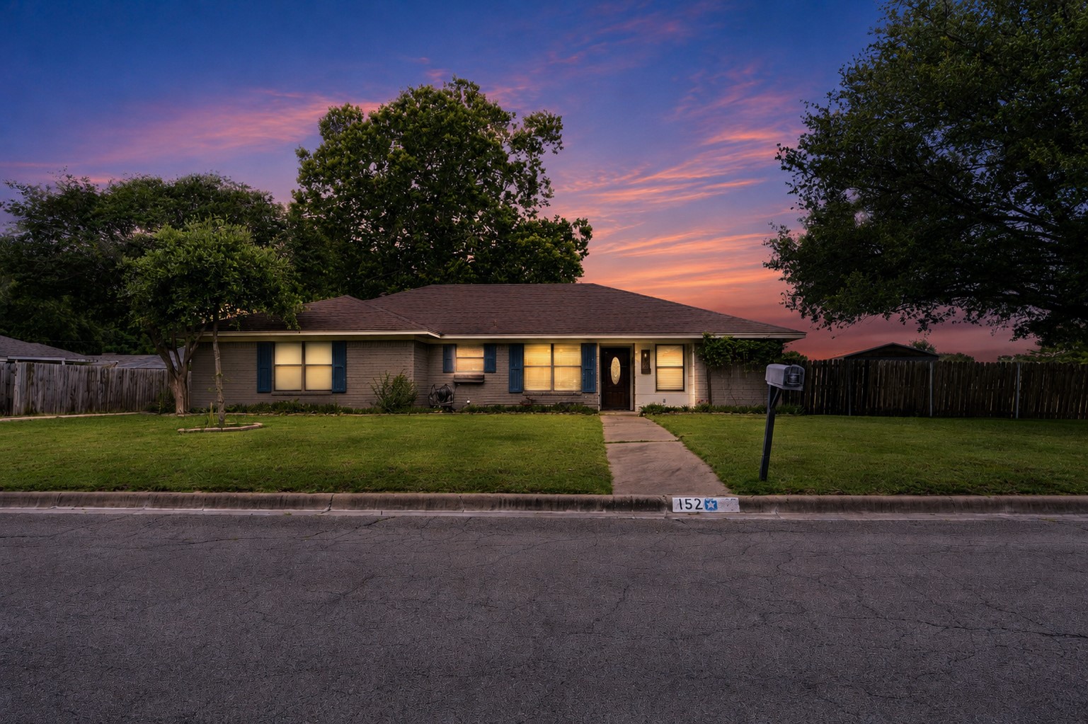 152 Marylee Drive Hewitt TX 76643