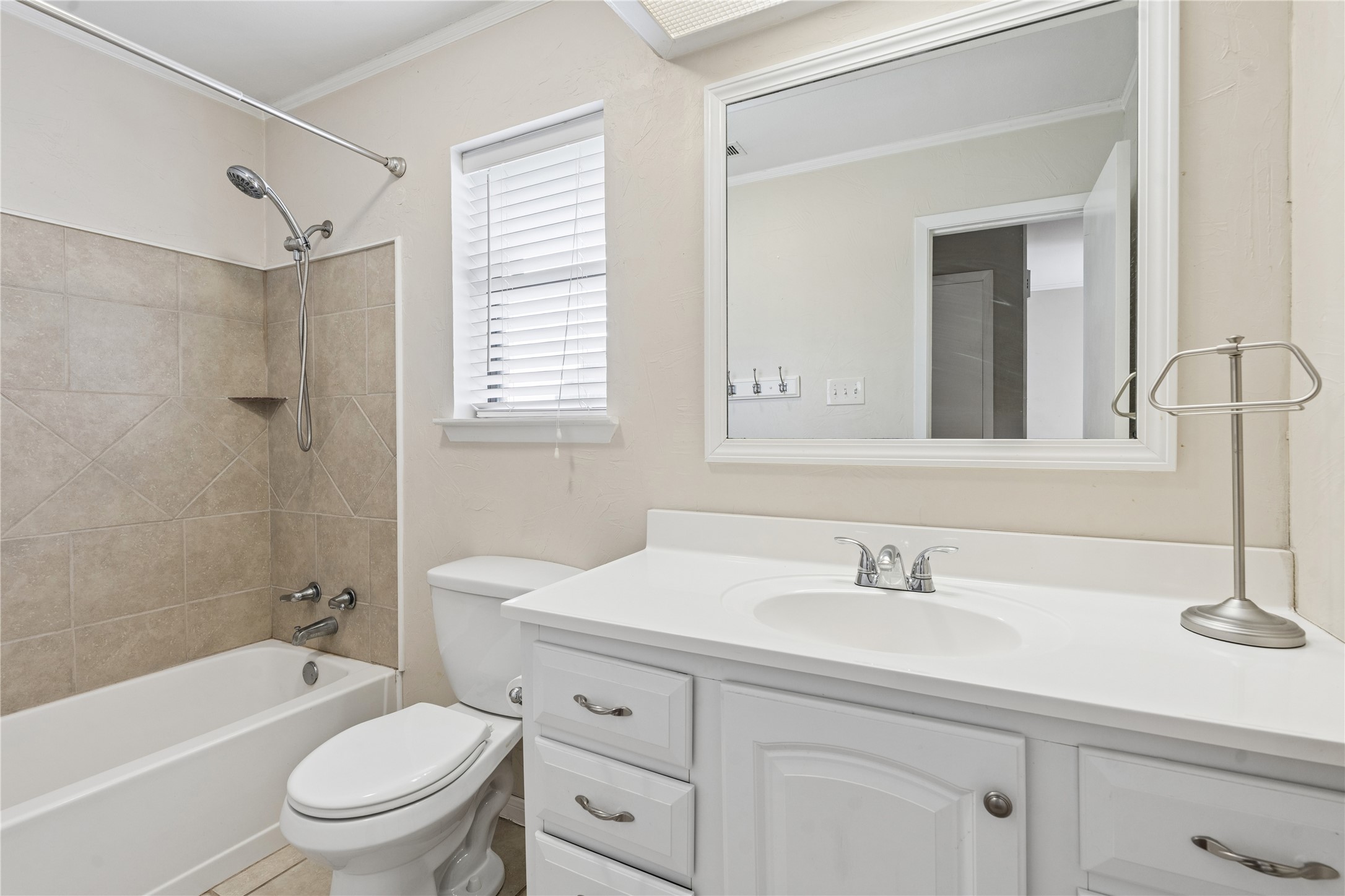 152 Marylee Drive Hewitt TX 76643