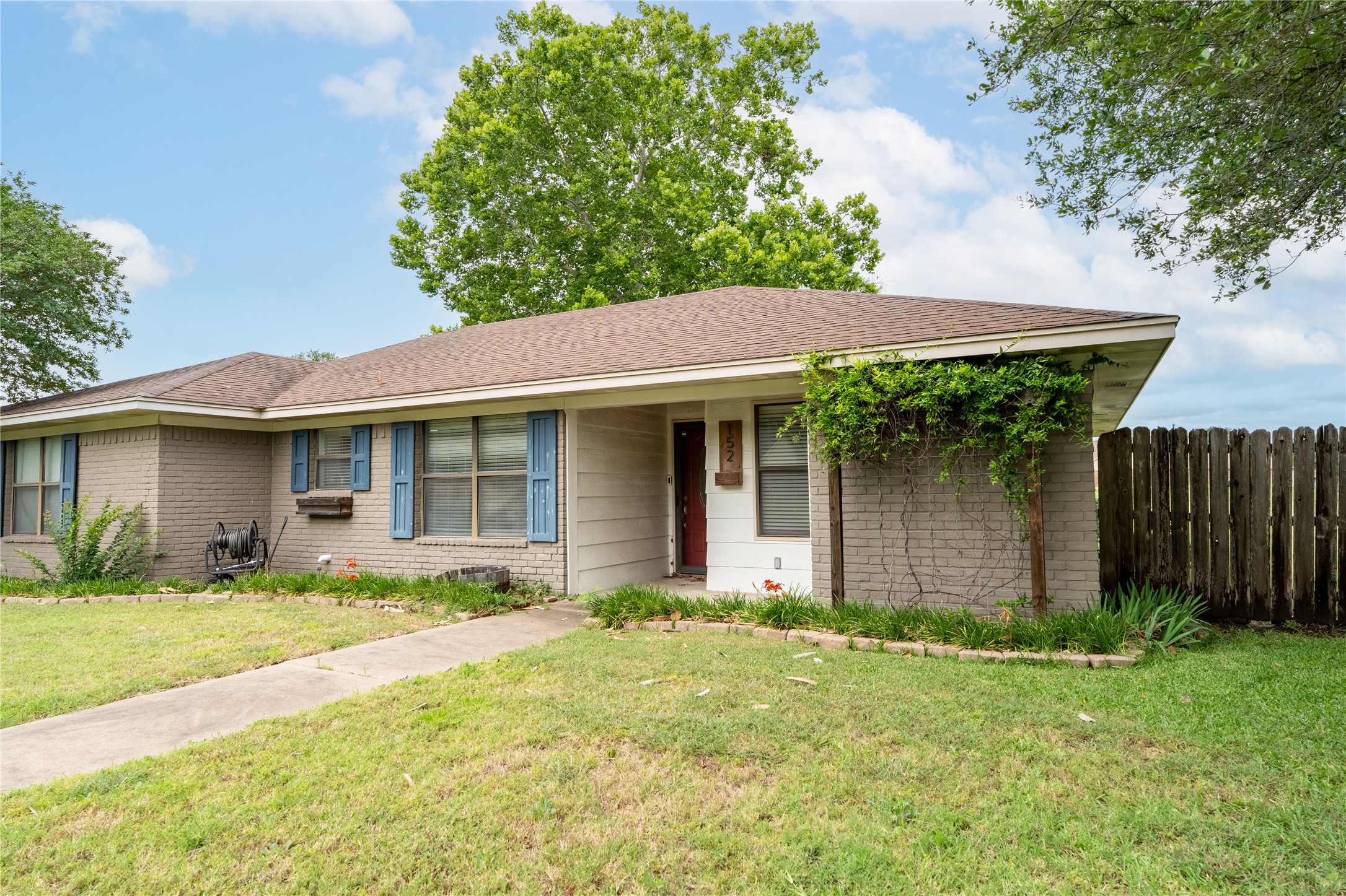 152 Marylee Drive Hewitt TX 76643