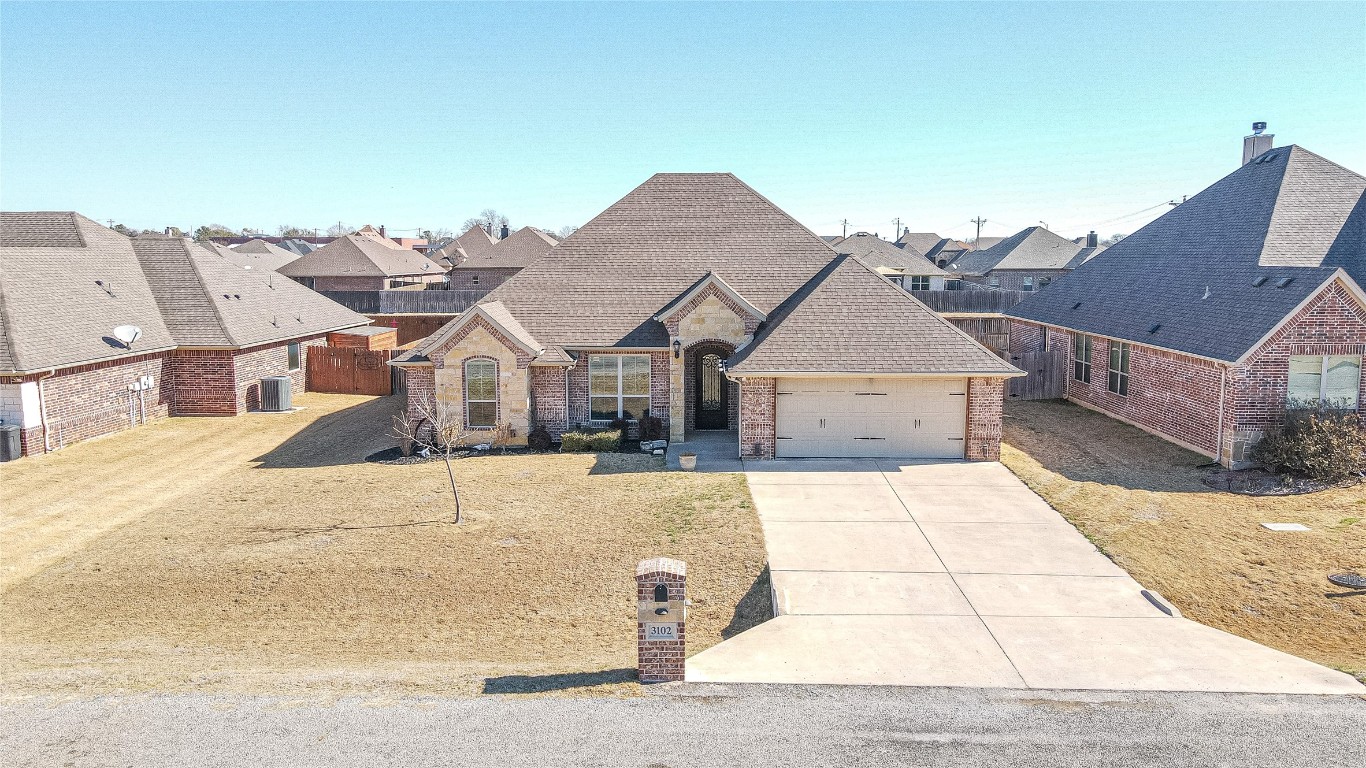 3102 White Horse Court Granbury TX 76049