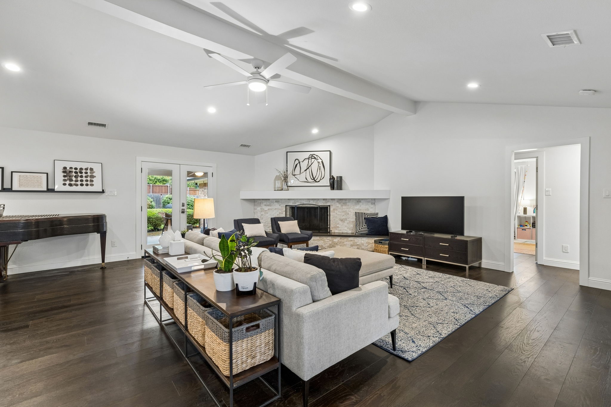 9515 Robin Meadow Drive Dallas TX 75243