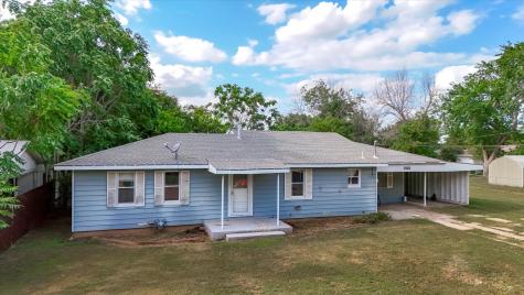 1521 W Groesbeck Street Stephenville TX 76401