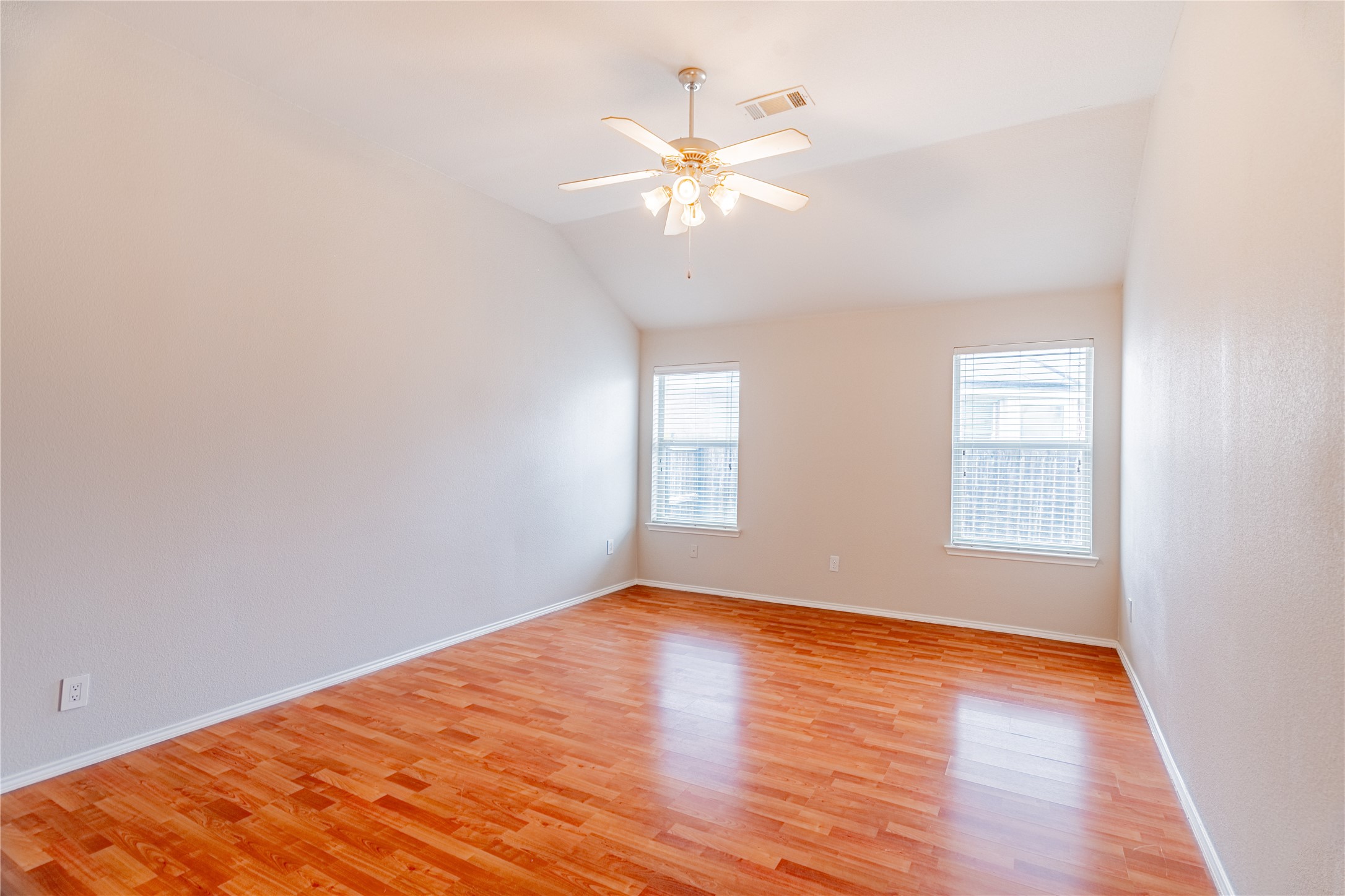 801 Deedee Creek Drive Euless TX 76040